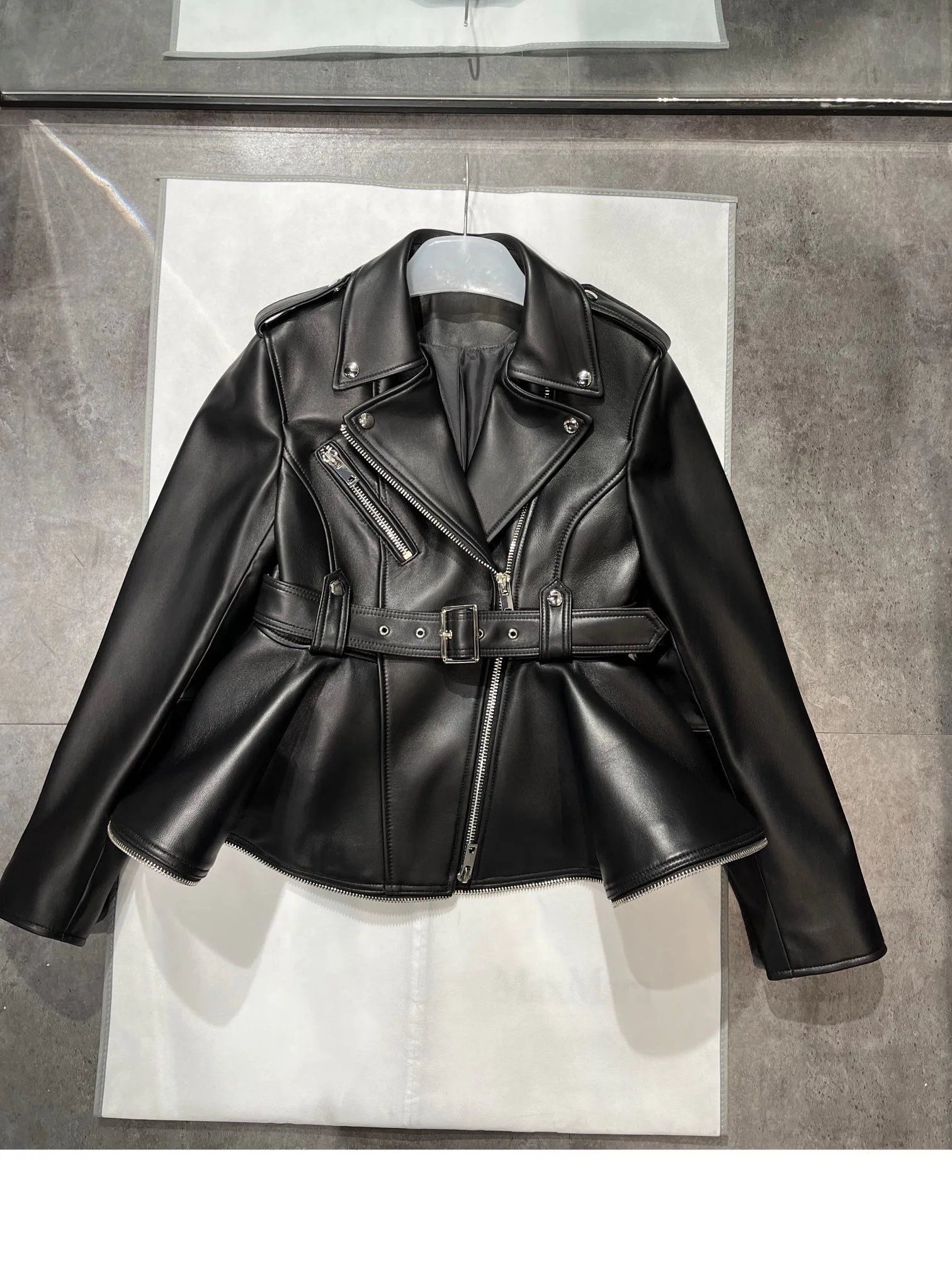 Кожаные Куртки И Дублёнки Женские Alexander Mcqueen 10088541