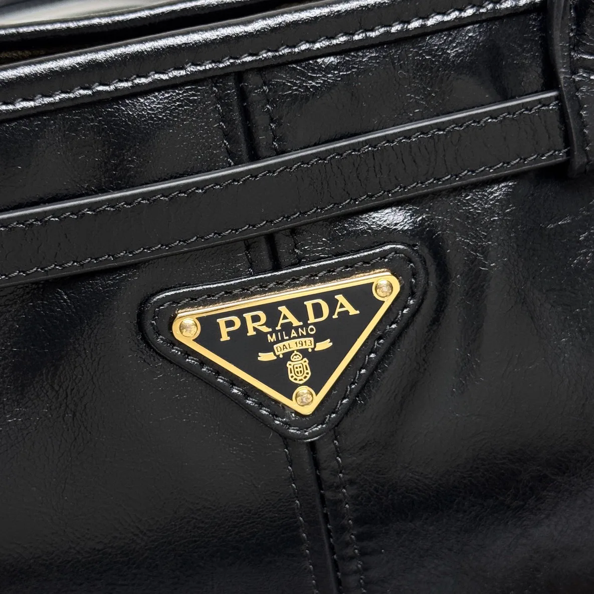 Классические Сумки Женские Prada 10446832