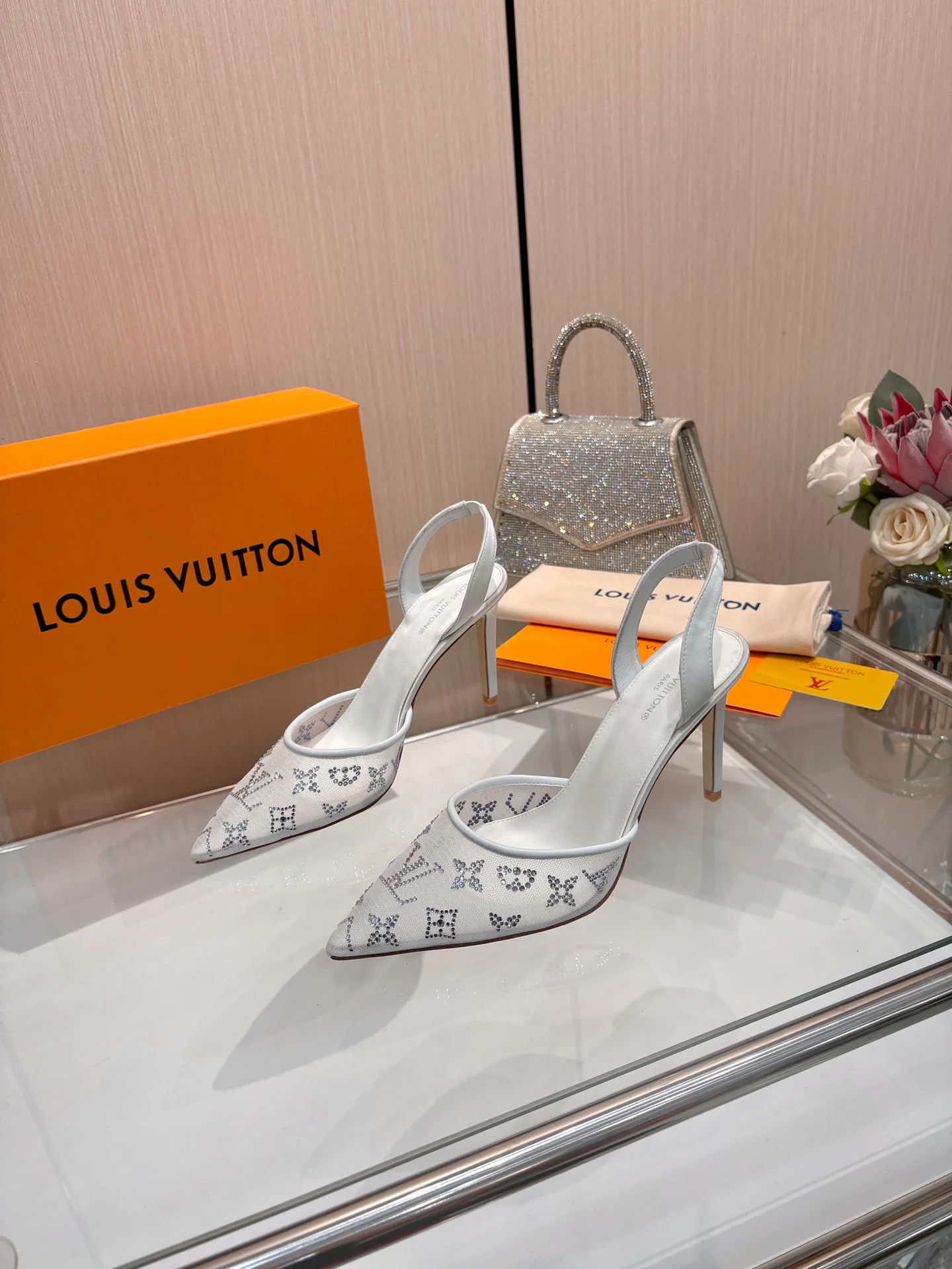 Босоножки Женские Louis Vuitton 18740732