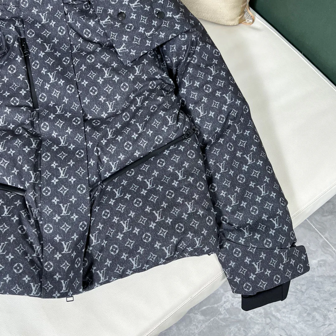 Куртки И Пуховики Женские Louis Vuitton 4498607