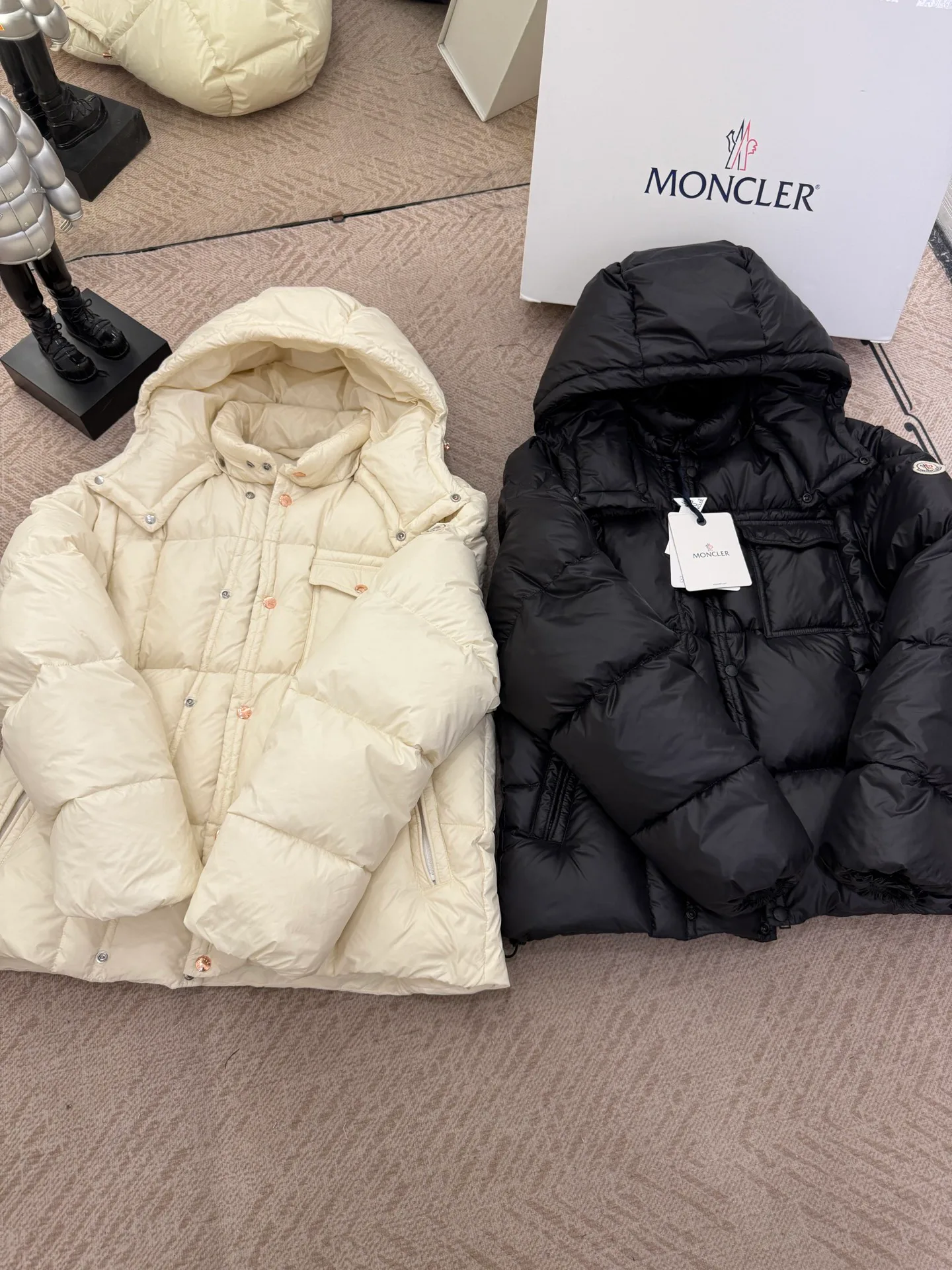 Куртки И Пуховики Женские Moncler 19768500