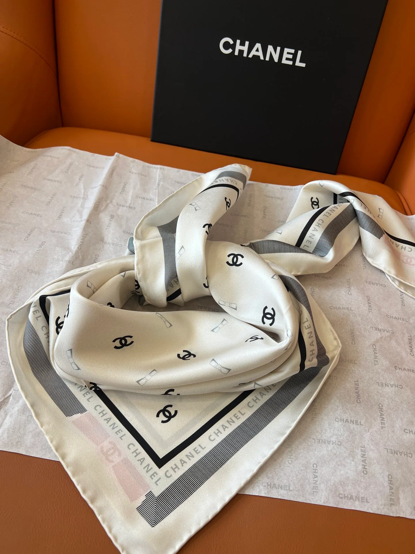 Платки Chanel 16948646