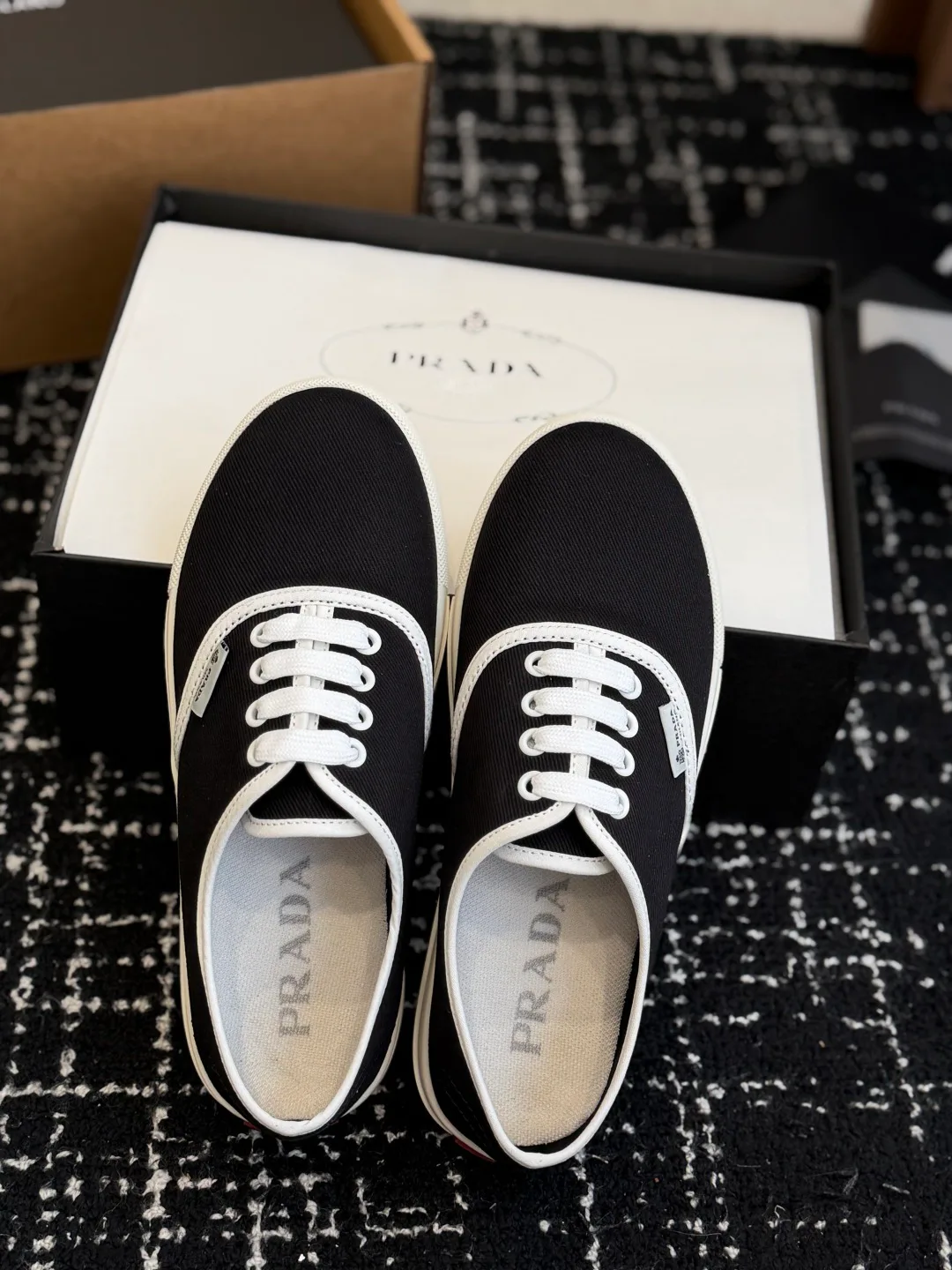 Кеды Женские Prada 5014984