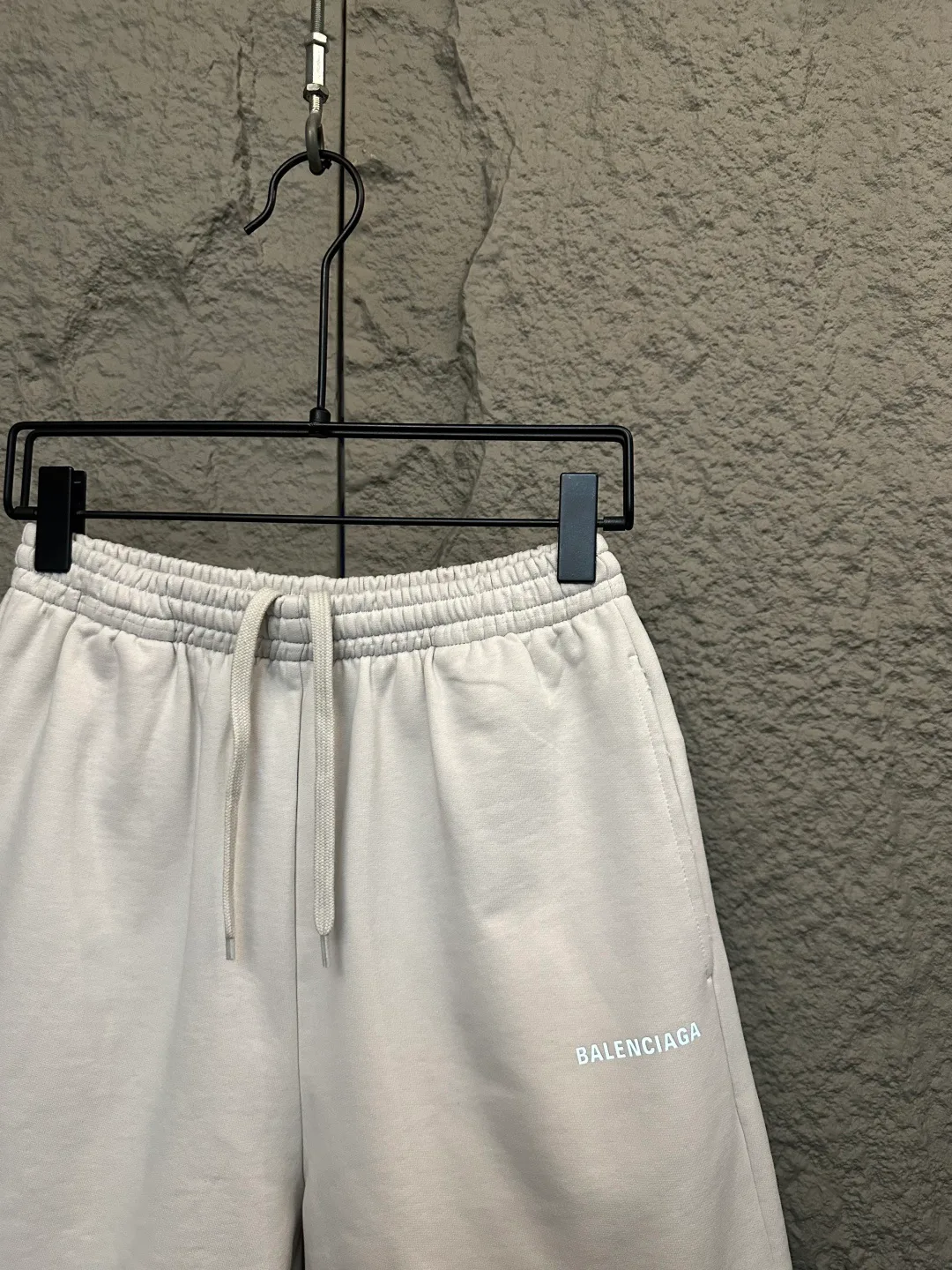 Шорты Женские Balenciaga 12773387
