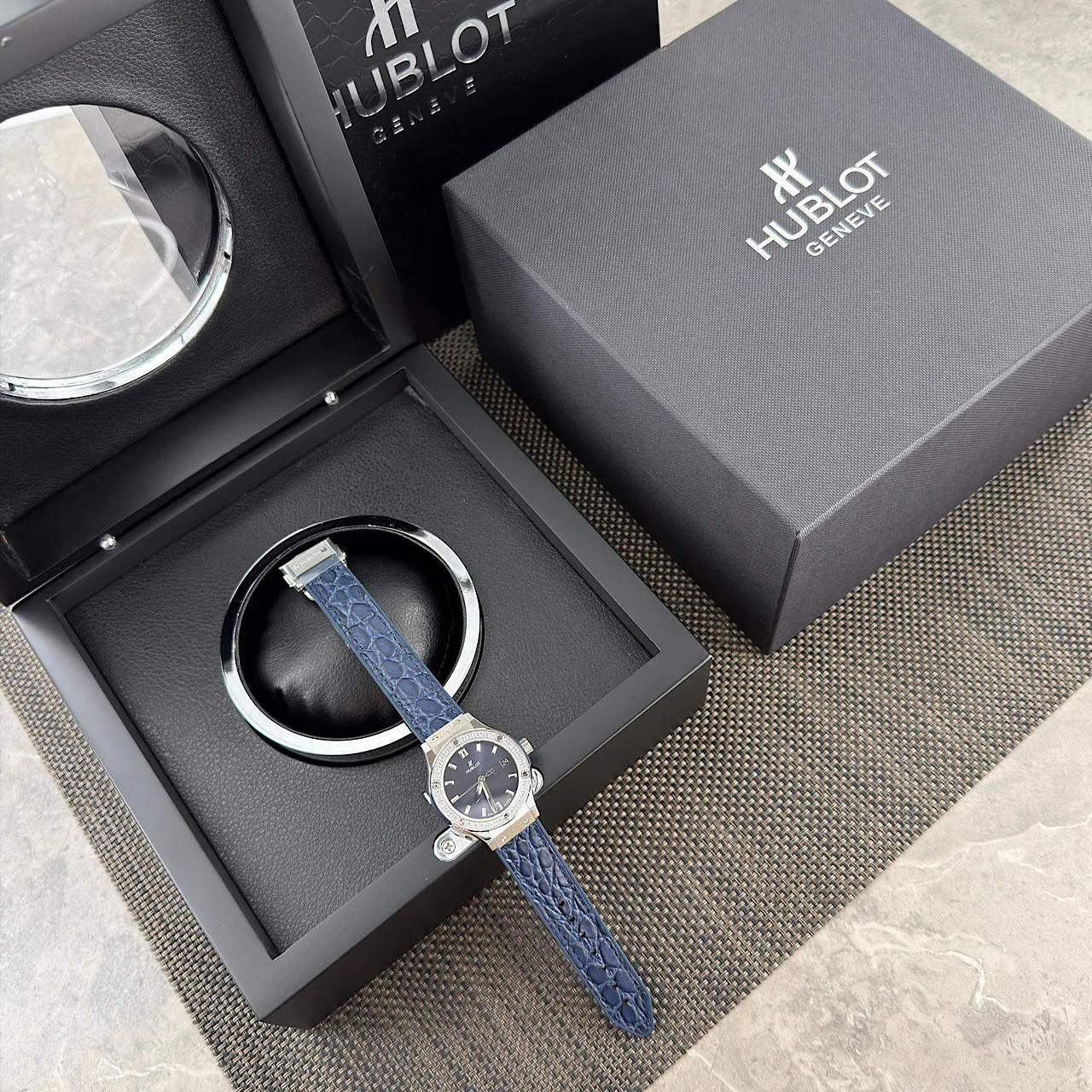 Часы Женские Hublot 17638285