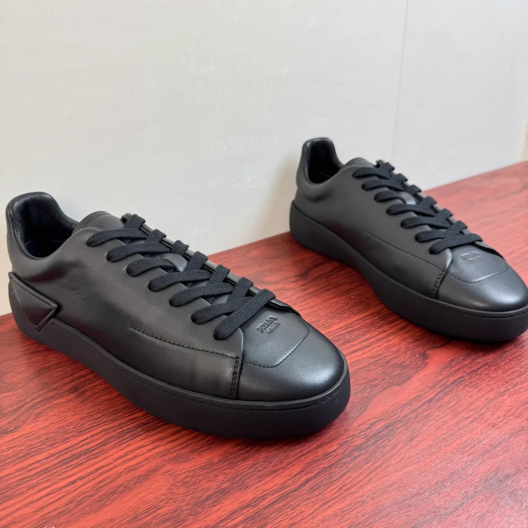 Кроссовки Мужские Prada 16935024