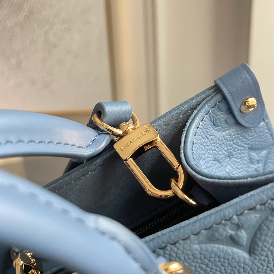 Классические Сумки Женские Louis Vuitton 11886367