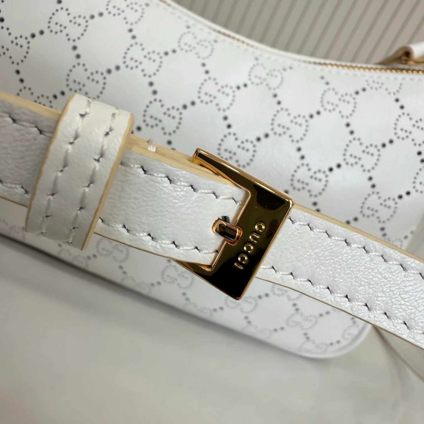 Классические Сумки Женские Gucci 17872501
