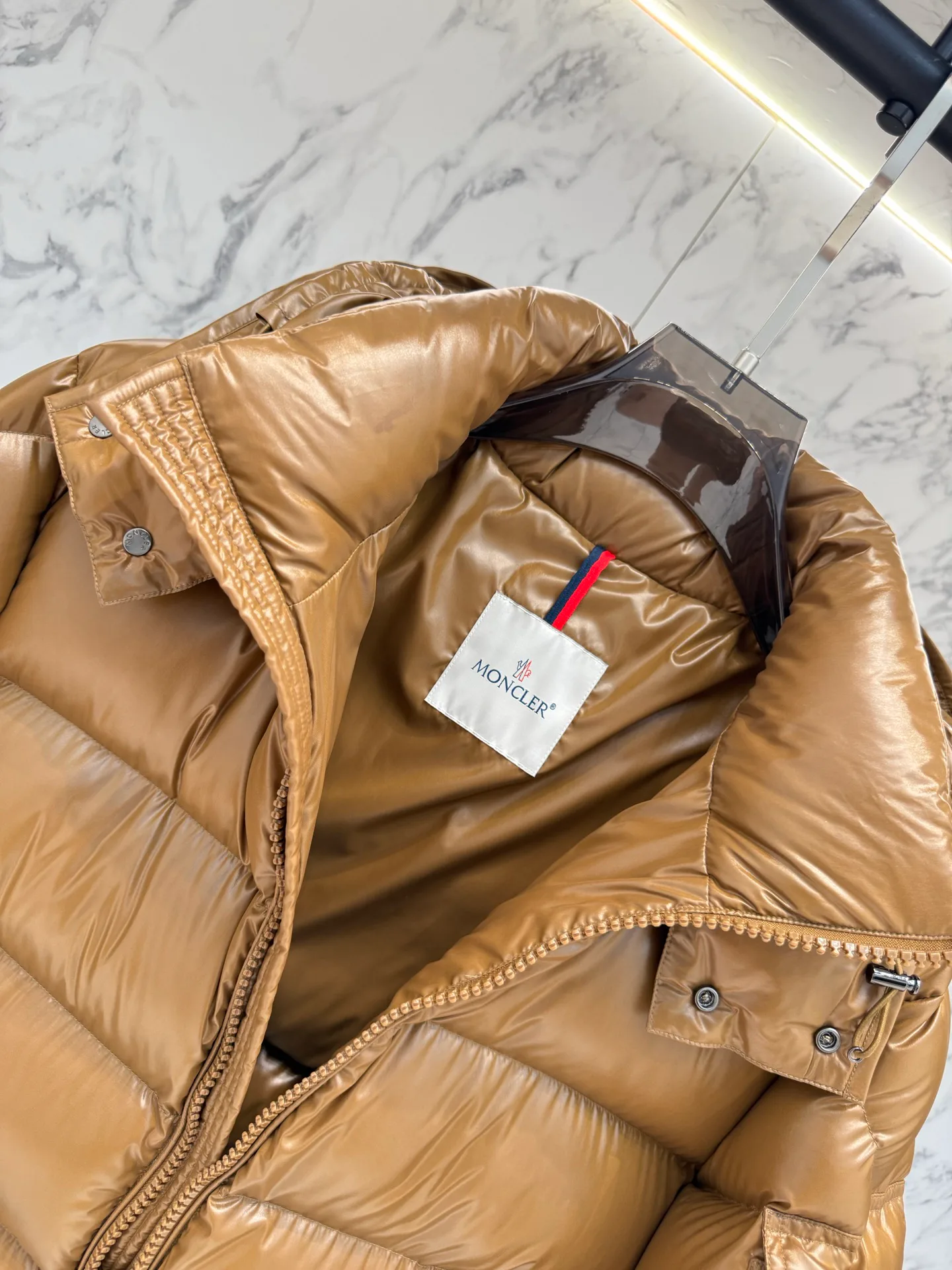 Куртки И Пуховики Мужские Moncler 17919919
