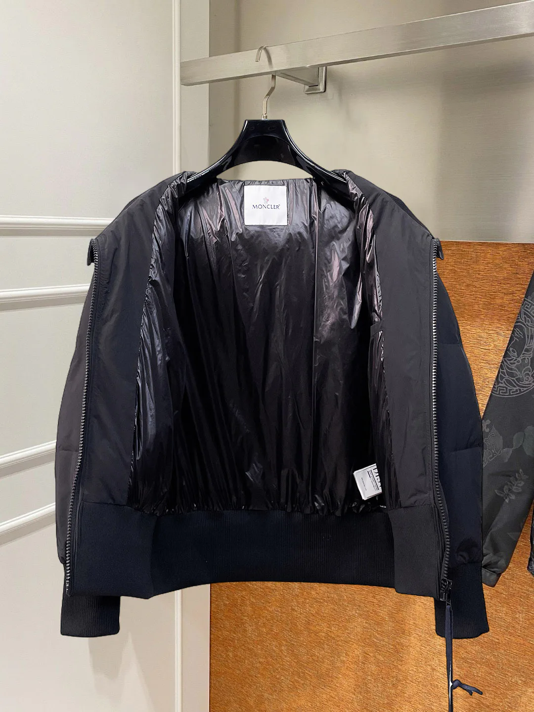 Куртки И Пуховики Мужские Moncler 492839