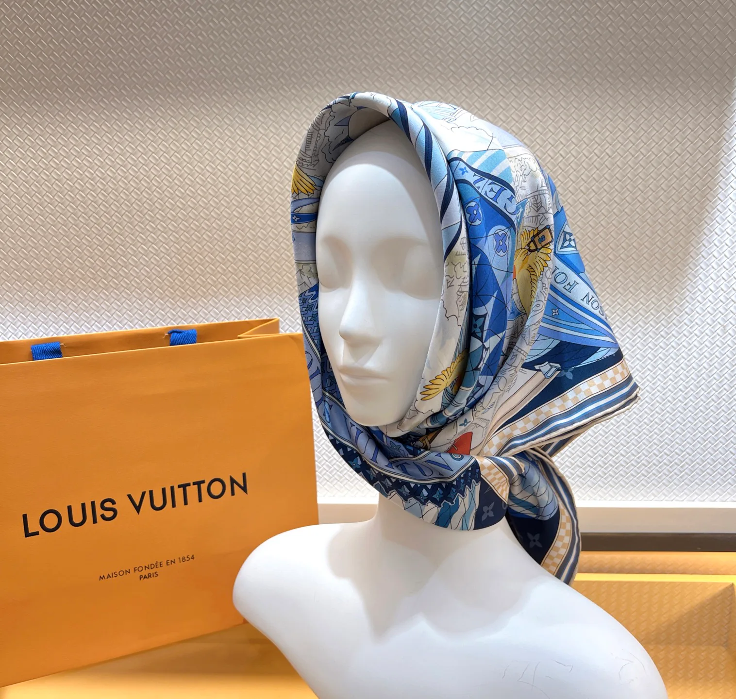 Платки Louis Vuitton 16851482