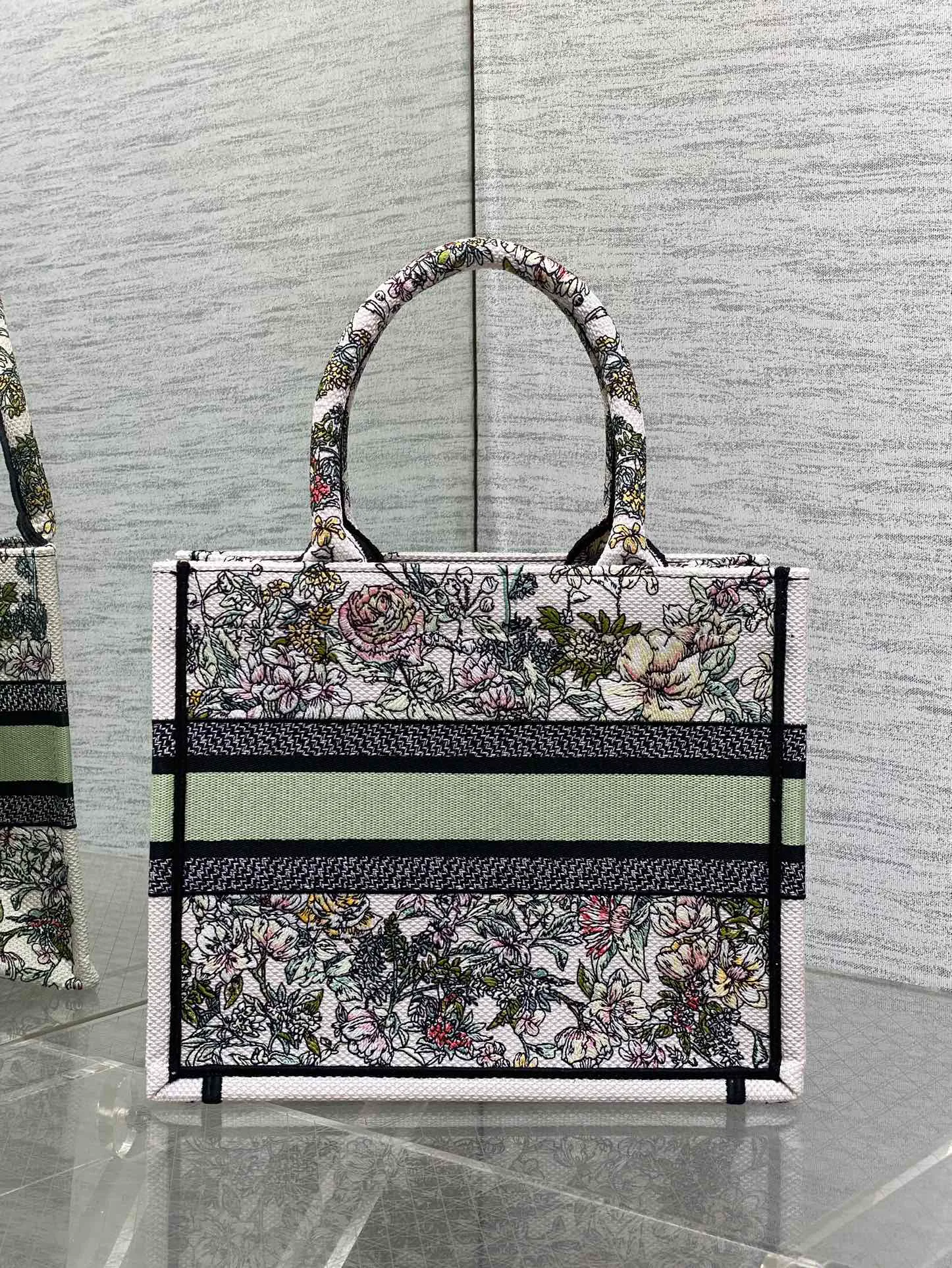 Классические Сумки Женские Christian Dior 11224049