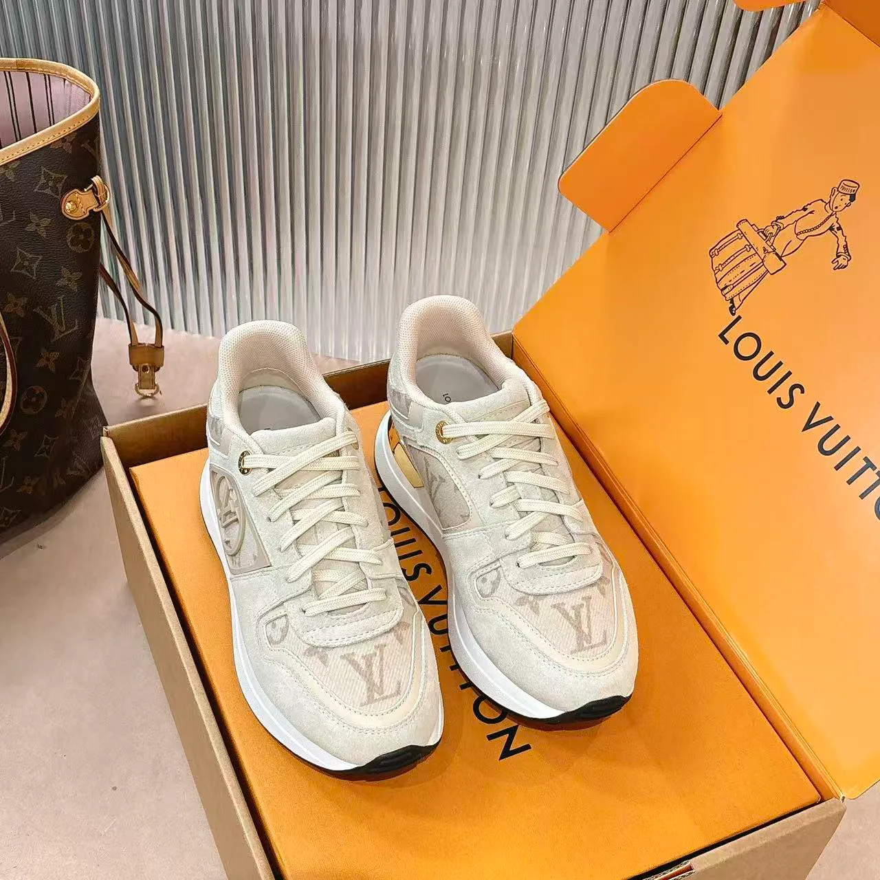 Кроссовки Женские Louis Vuitton 808213