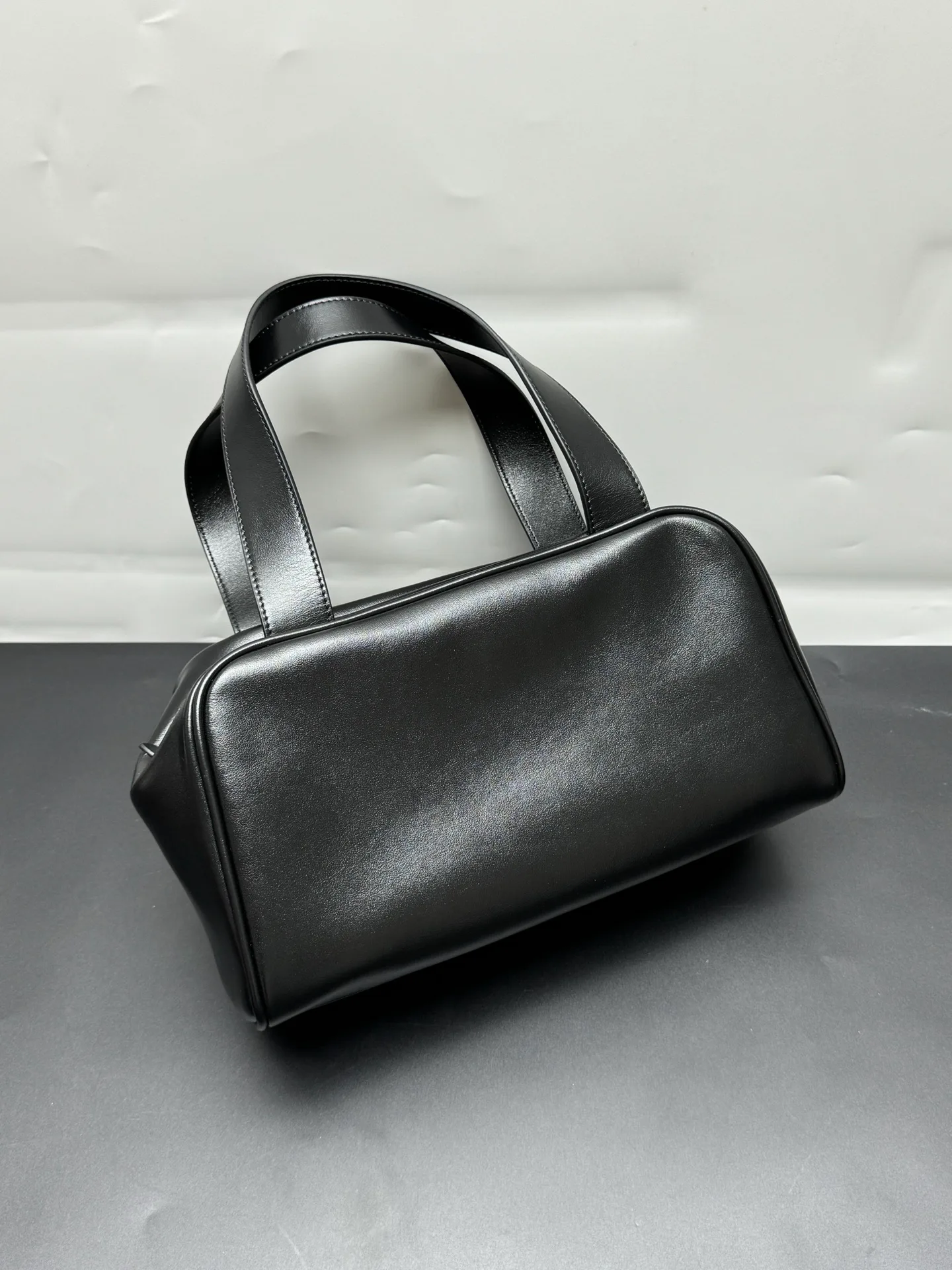 Классические Сумки Женские Miu Miu 17999174