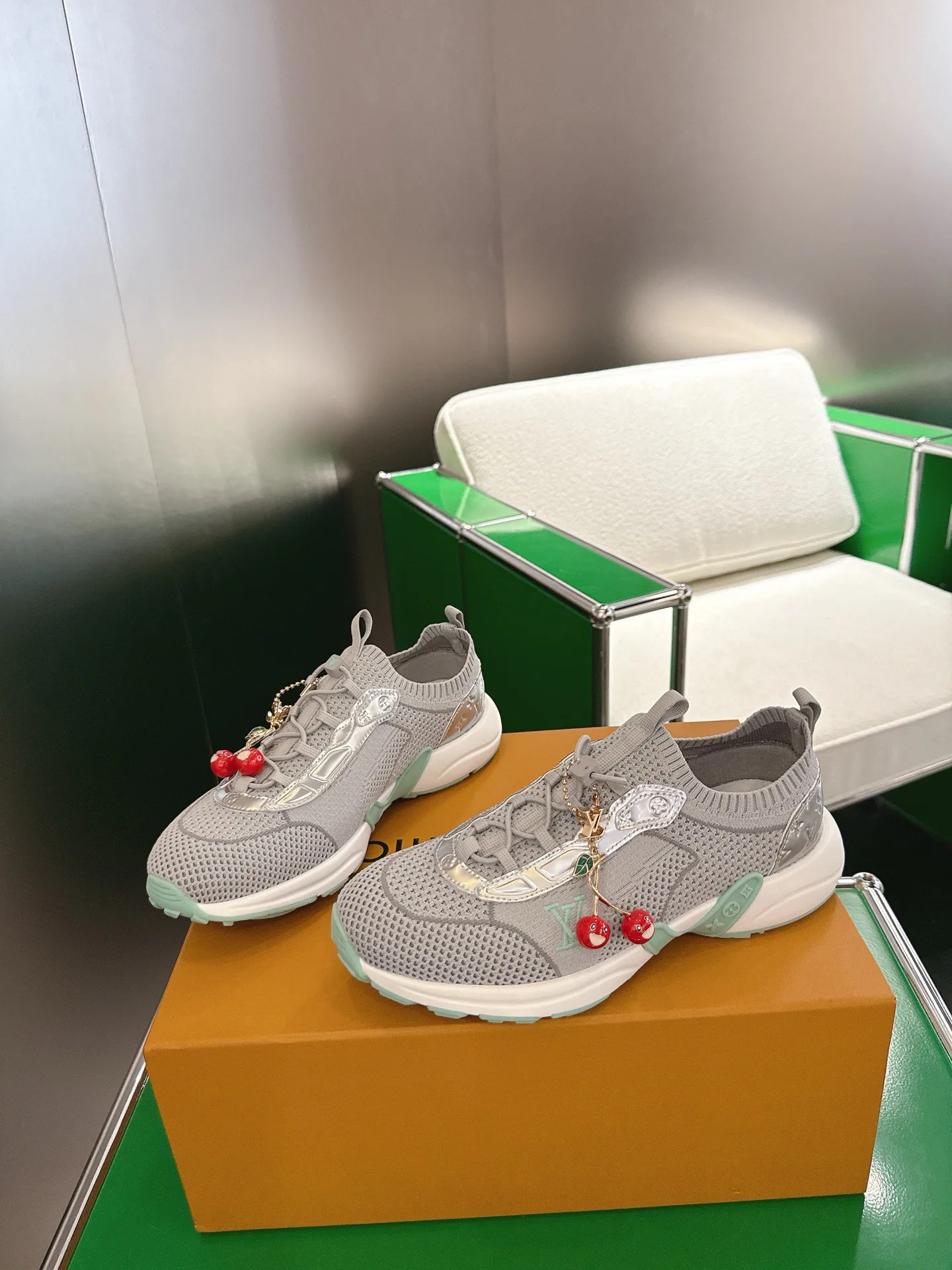 Кроссовки Женские Louis Vuitton 94623