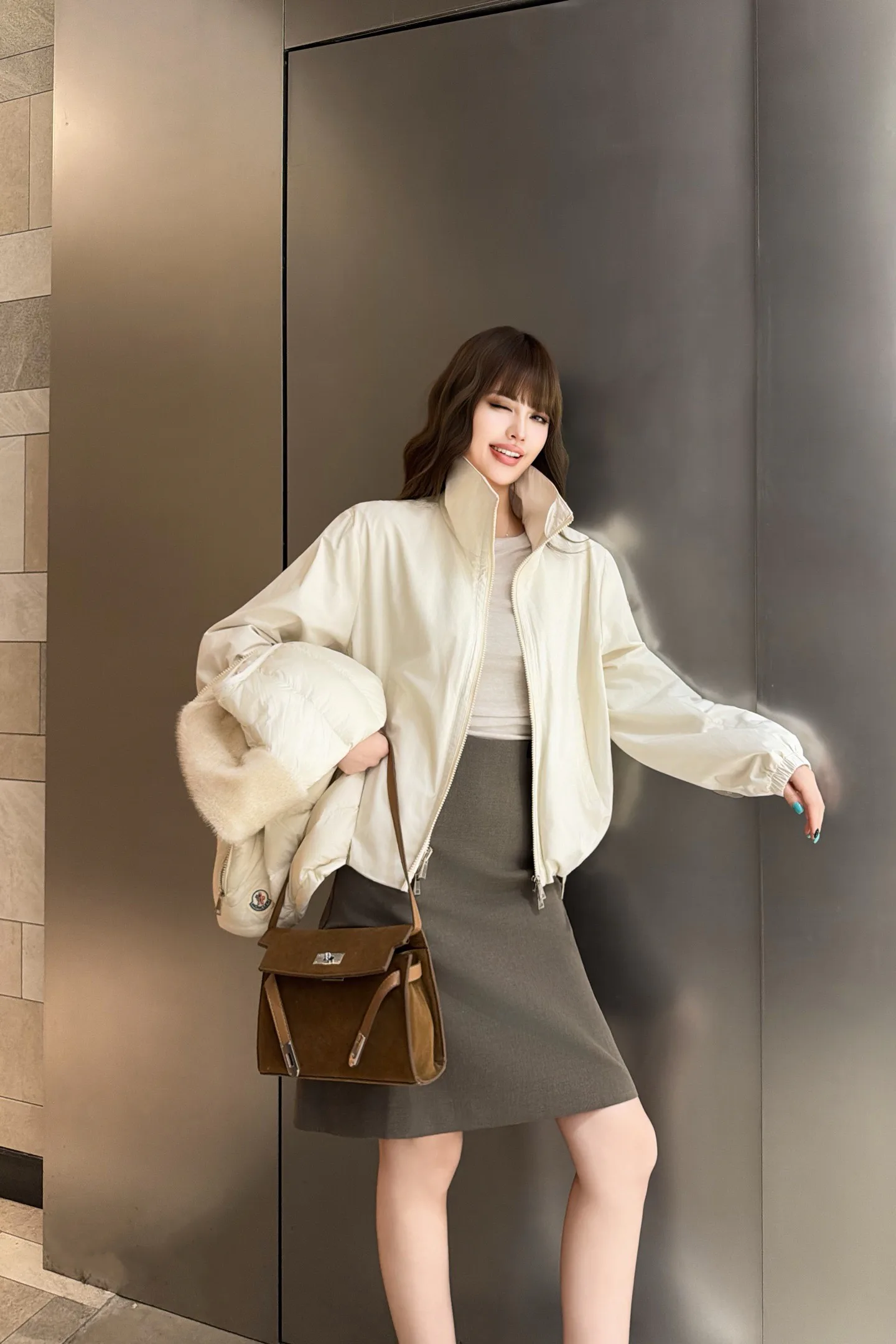 Куртки И Пуховики Женские Moncler 18725324
