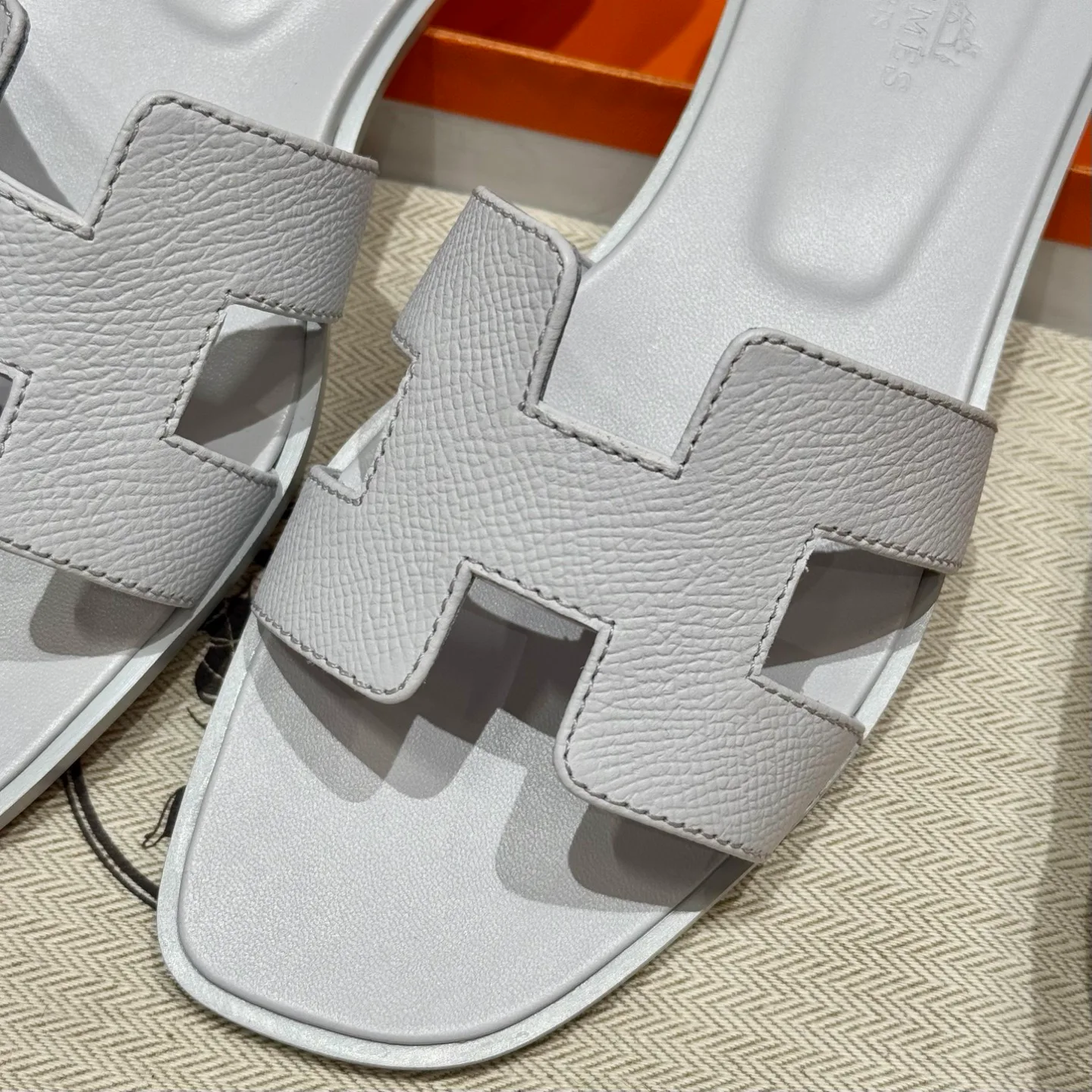 Шлепанцы Женские Hermes 17380029