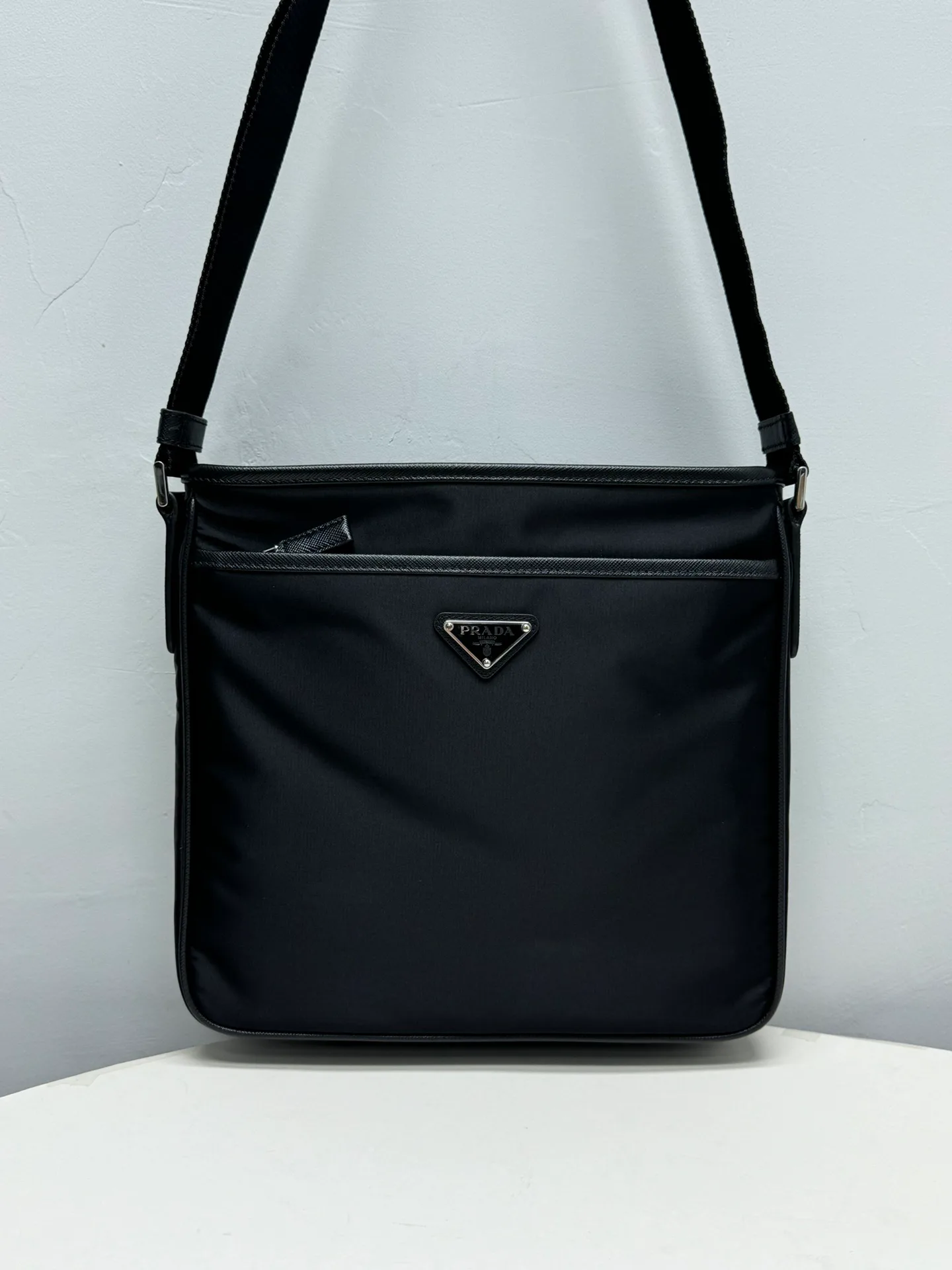 Классические Сумки Женские Prada 1422679