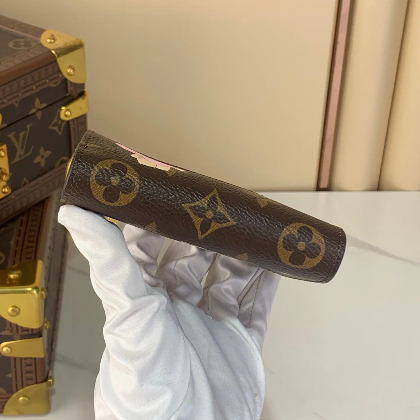 Кошельки Louis Vuitton 1308588