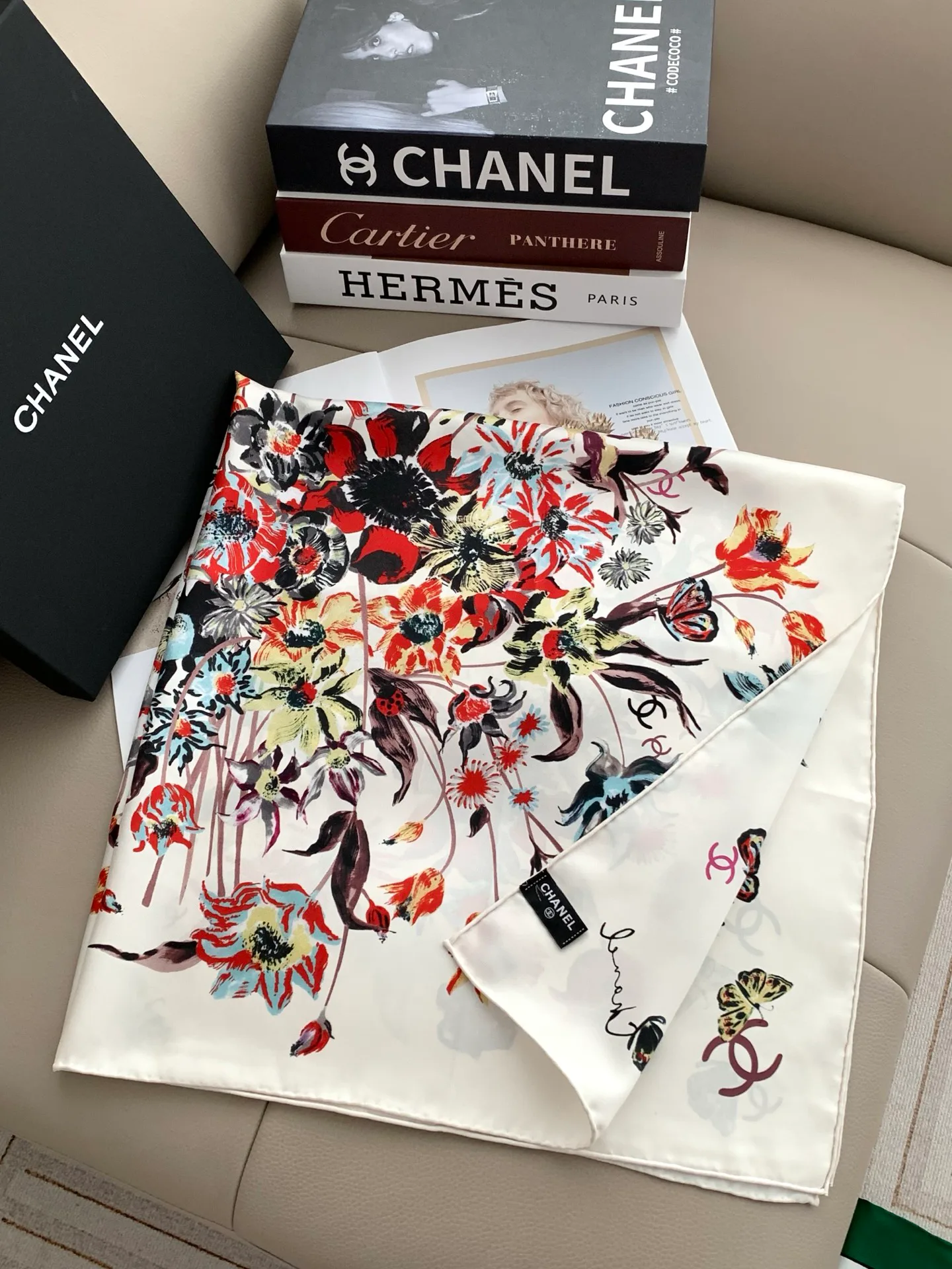 Платки Chanel 18675535