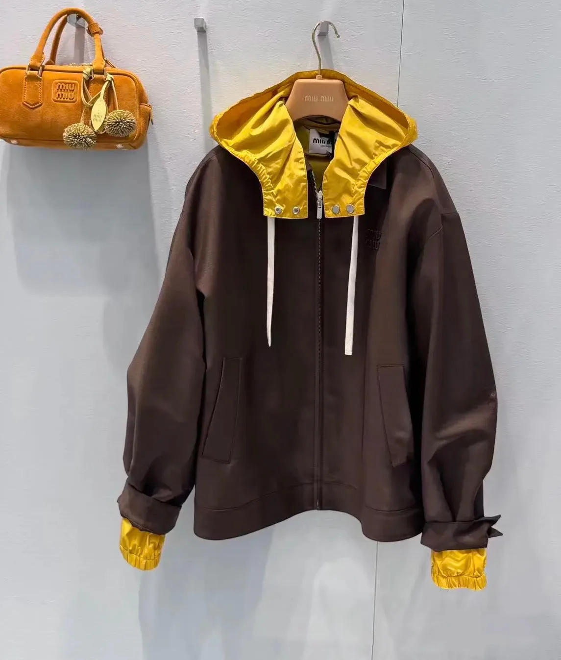 Куртки И Пуховики Женские Miu Miu 55088