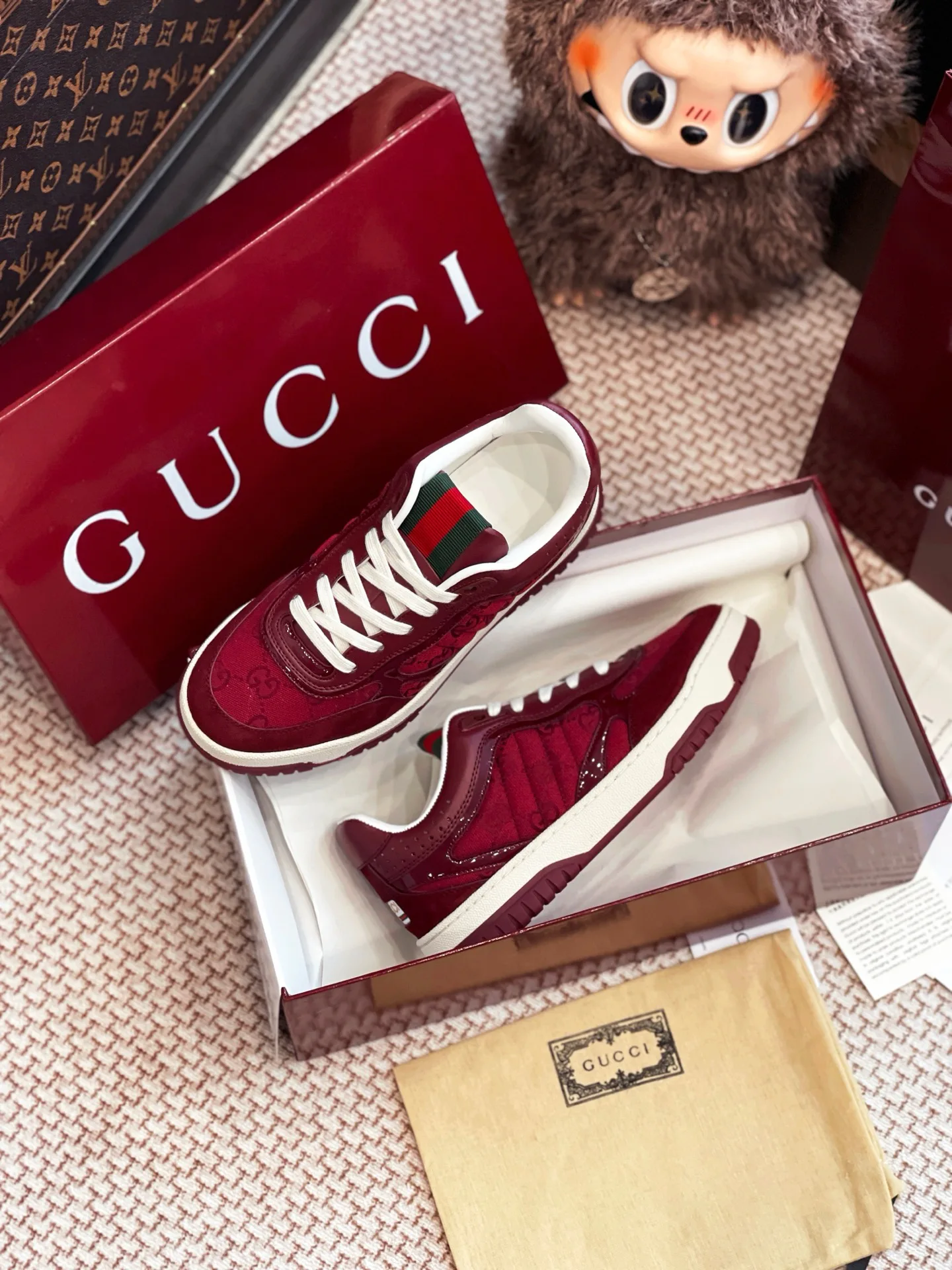 Кроссовки Женские Gucci 10477217