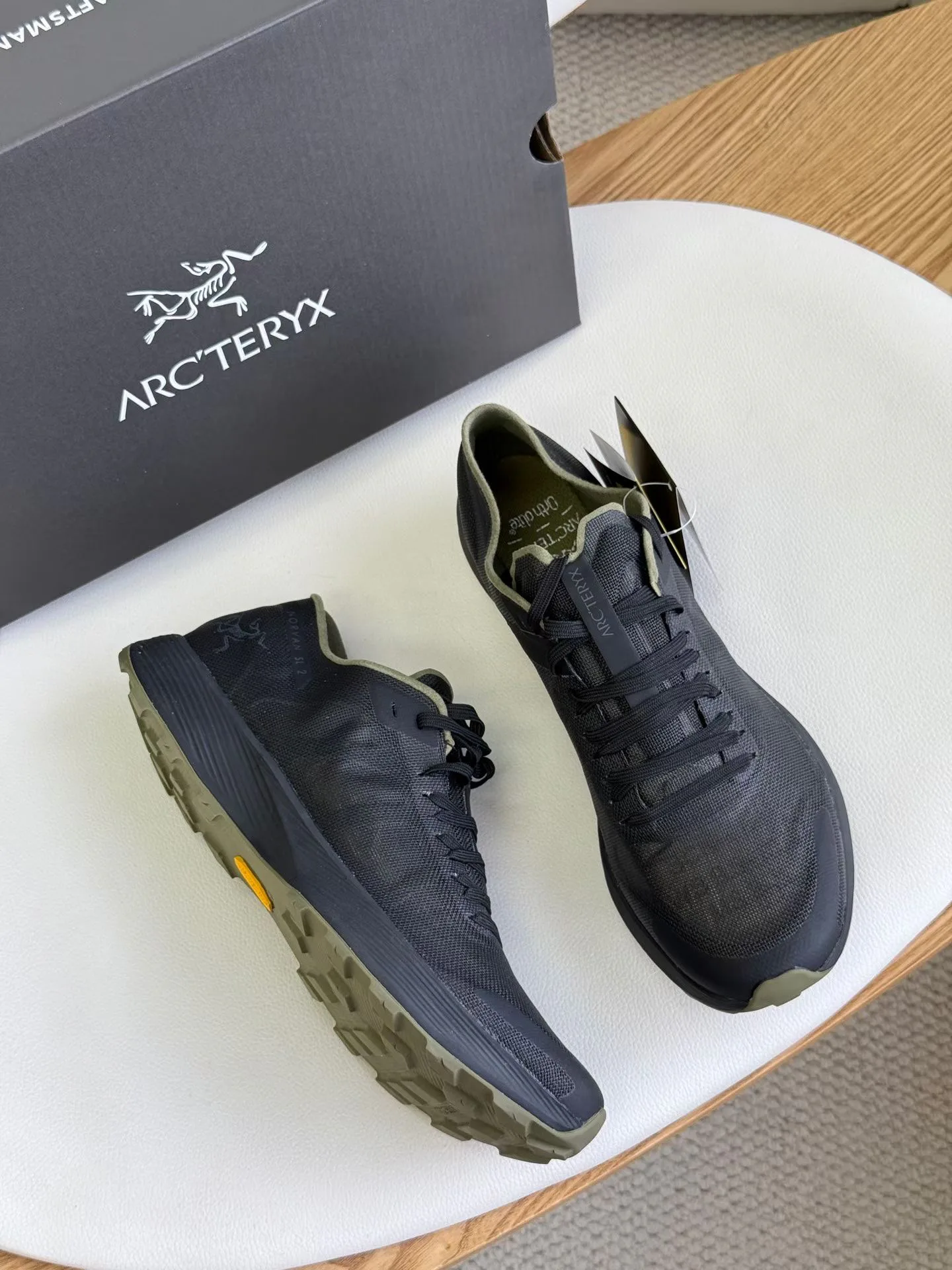 Кроссовки Мужские Arcteryx 17962314