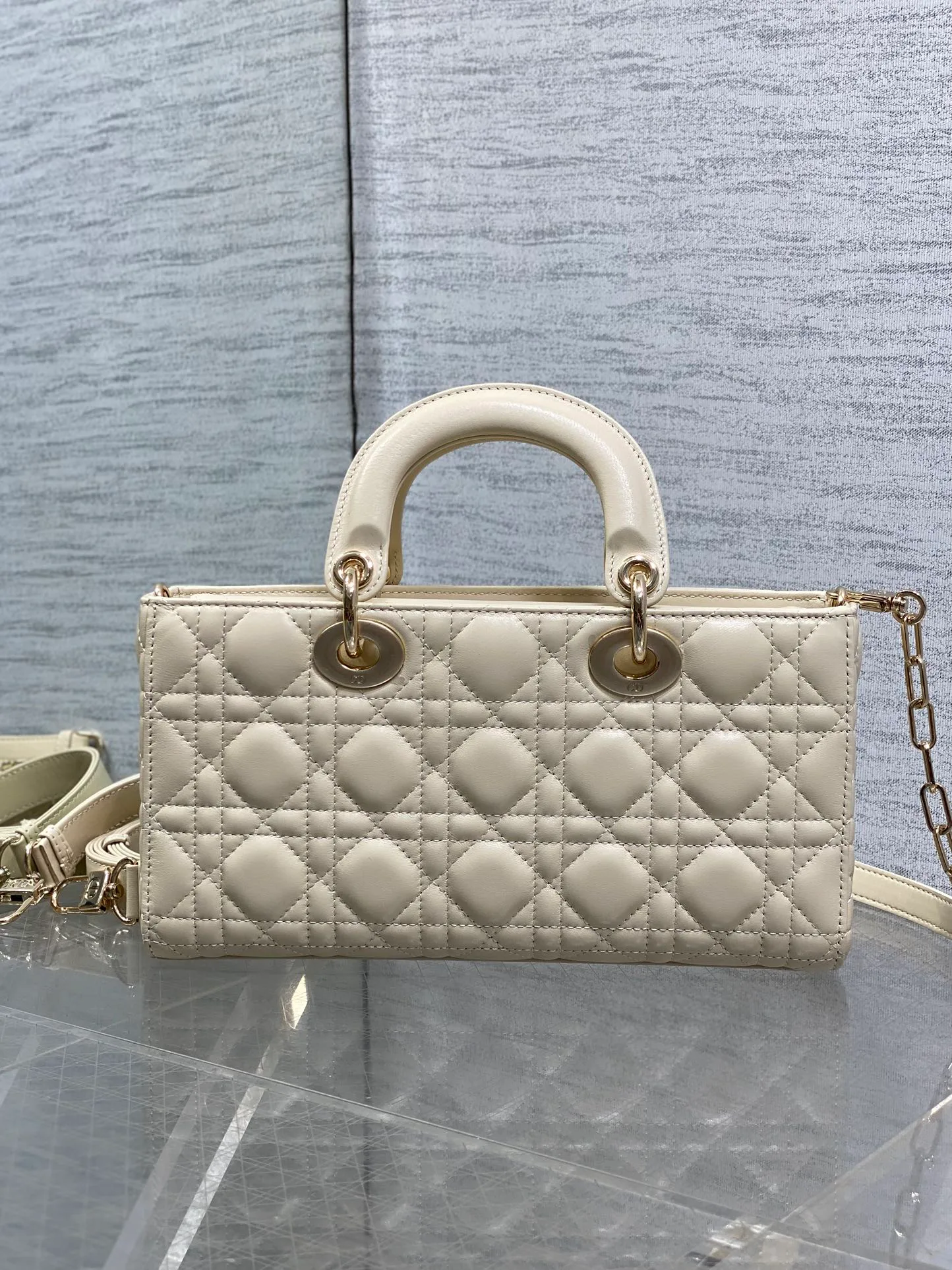 Классические Сумки Женские Christian Dior 12242734