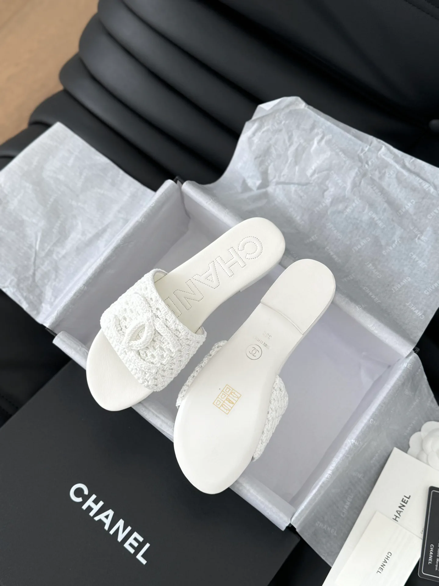 Шлепанцы Женские Chanel 11498146