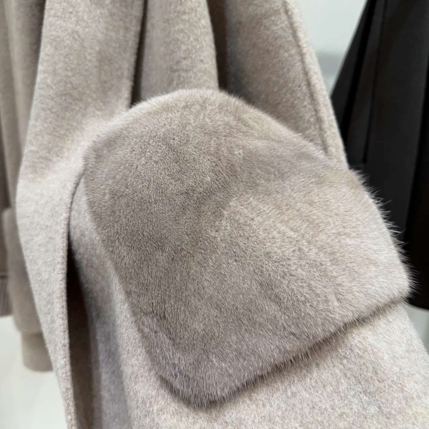 Пальто Женские Loro Piana 18605681