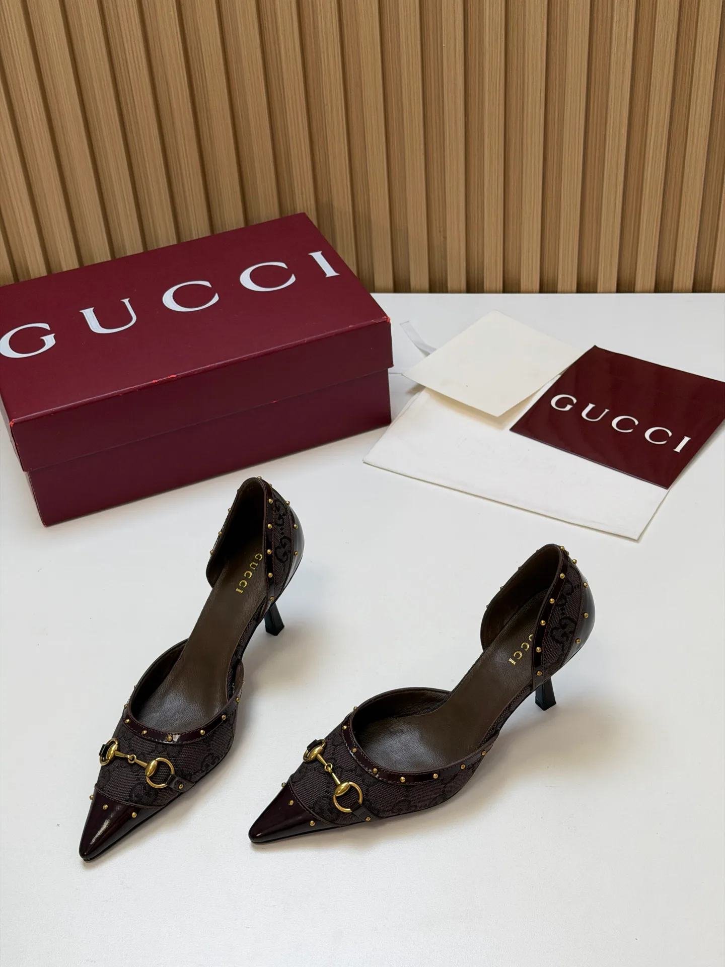 Туфли Женские Gucci 17631684