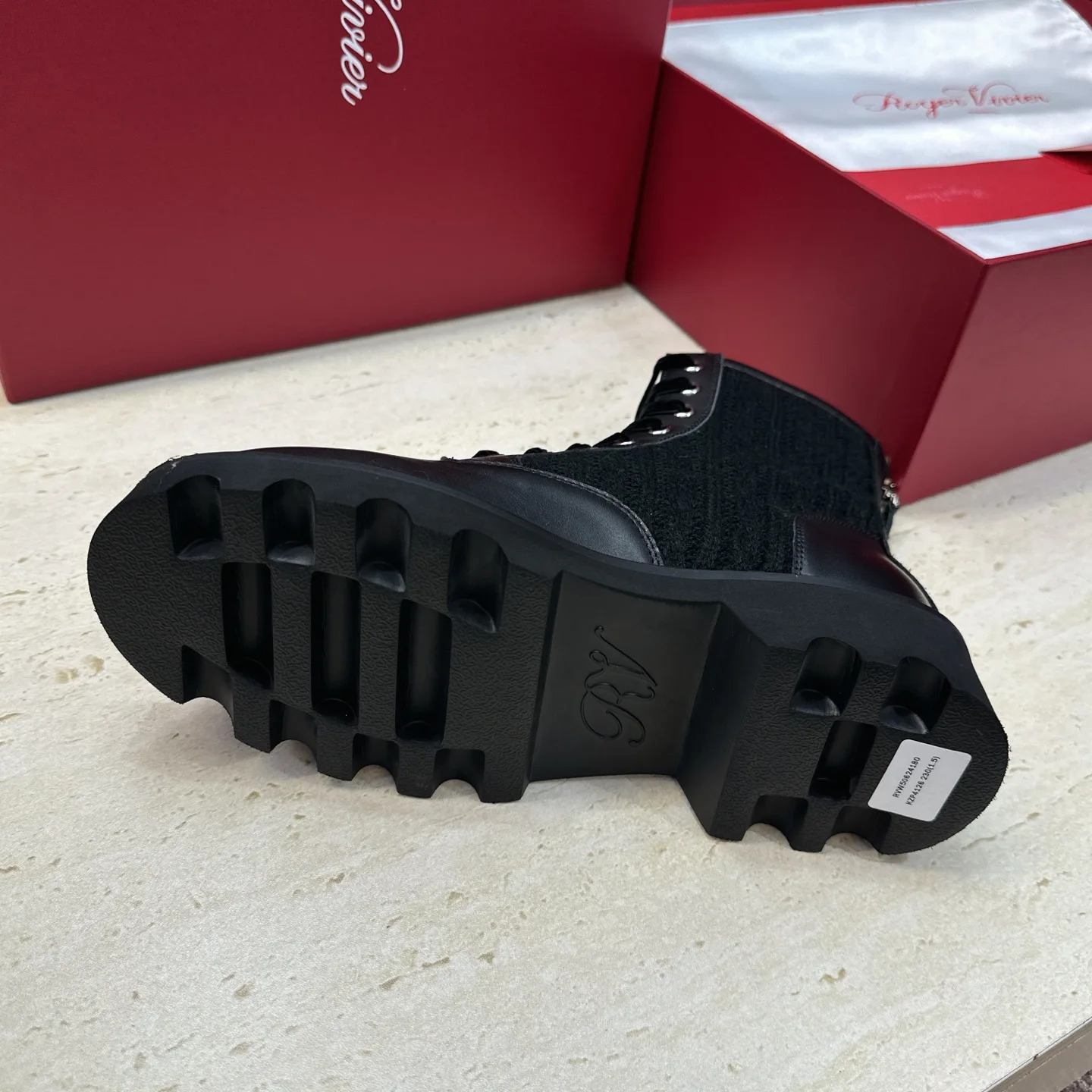 Ботинки Женские Roger Vivier 18256241