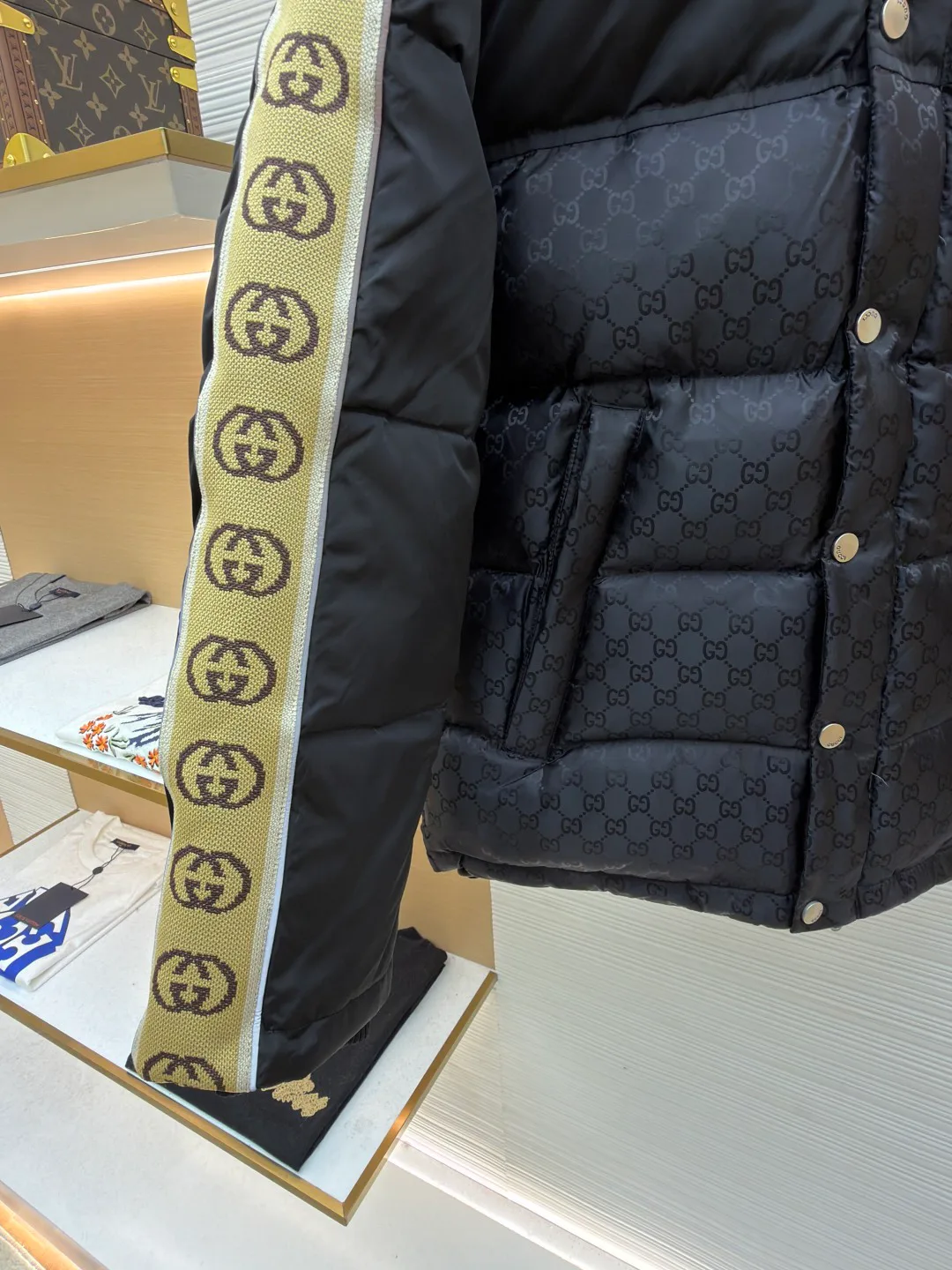 Куртки И Пуховики Мужские Gucci 339523