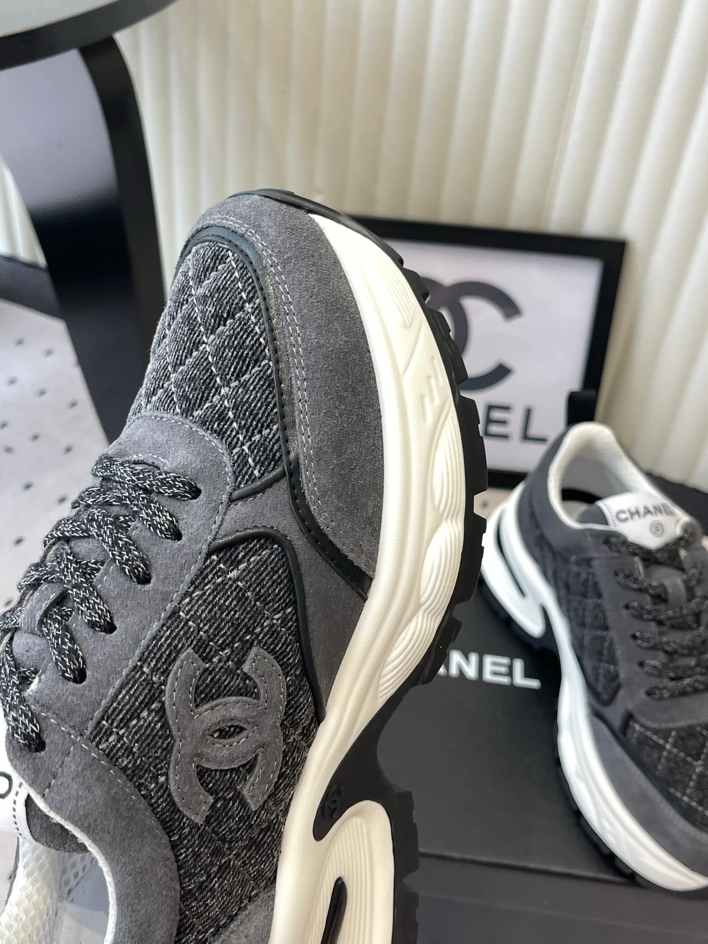 Кроссовки Женские Chanel 17769668