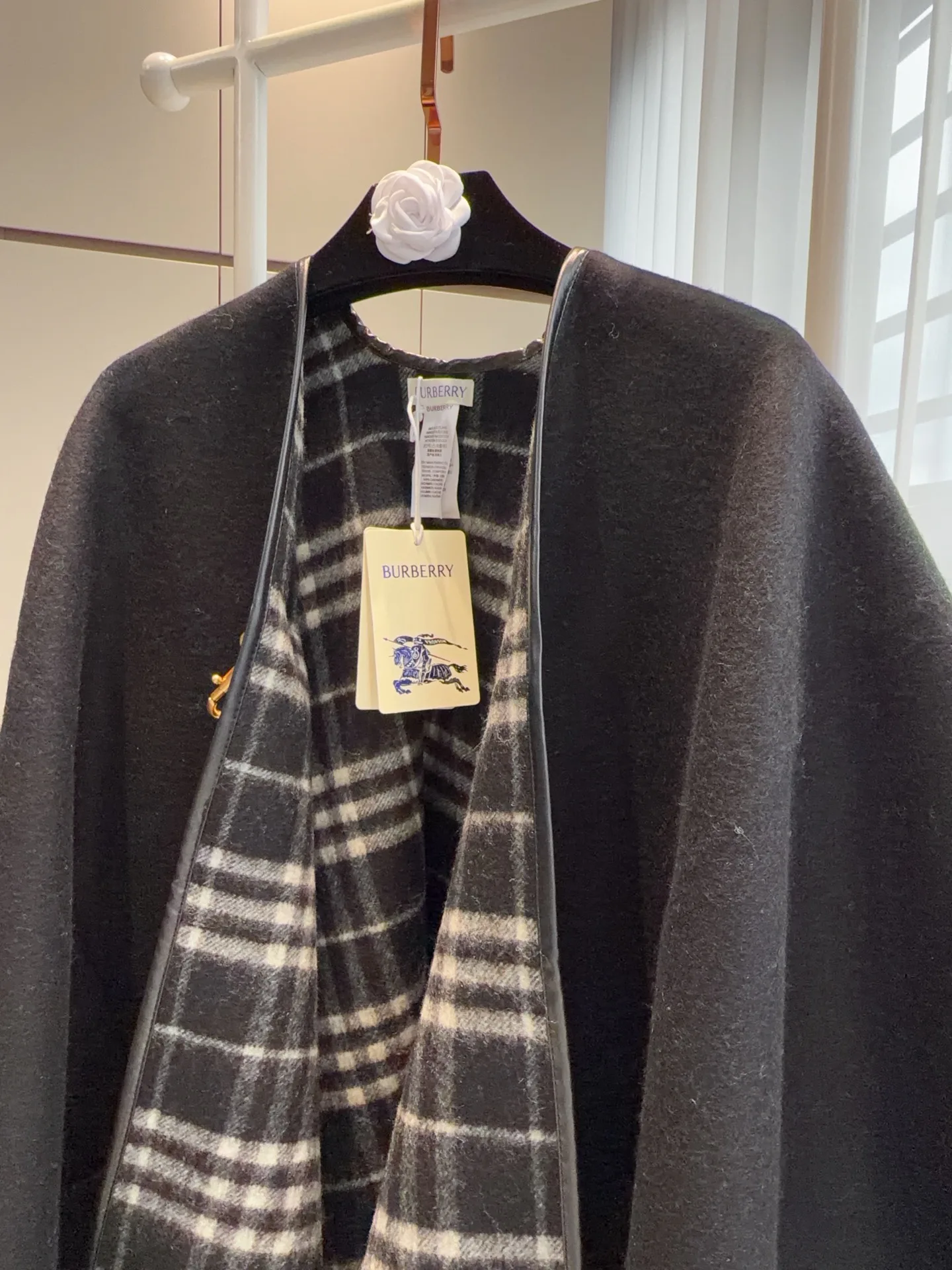 Пальто Женские Burberry 19089851