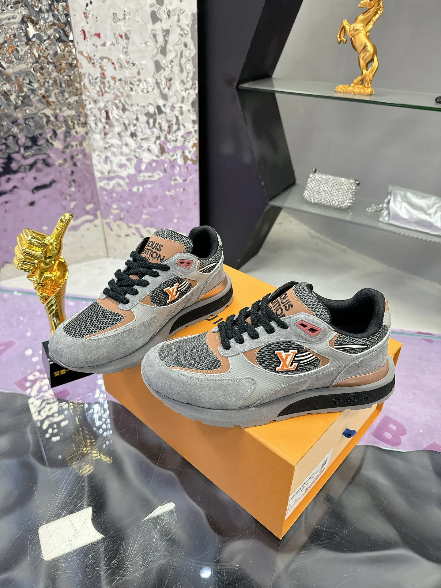 Кроссовки Мужские Louis Vuitton 276155