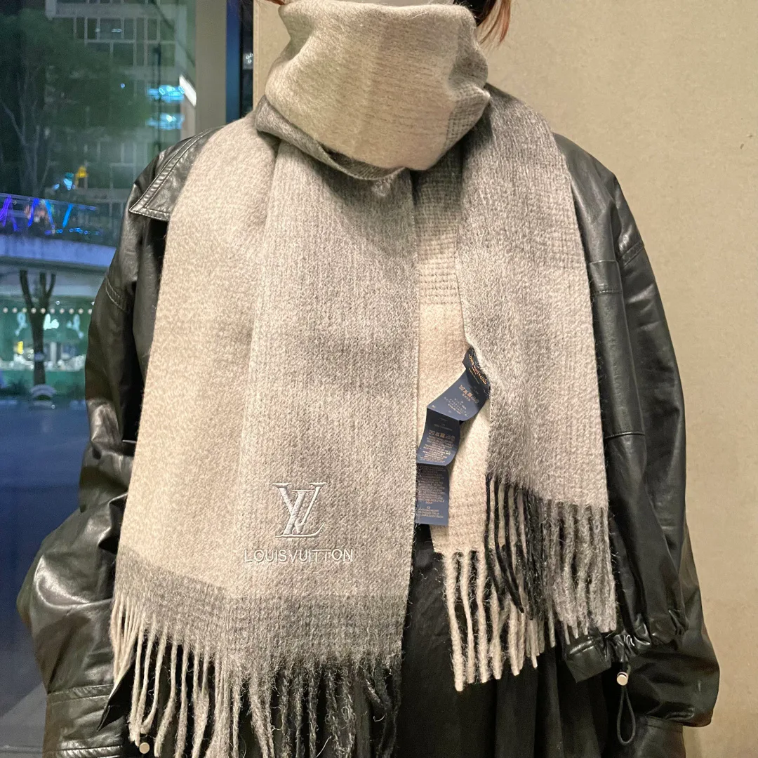 Шарфы Louis Vuitton 588263