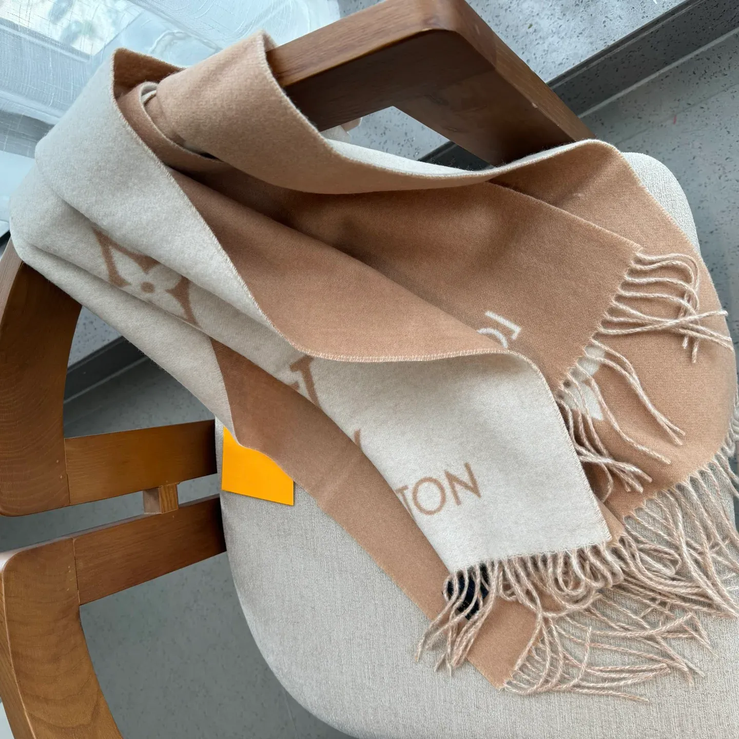Шарфы Louis Vuitton 6086096