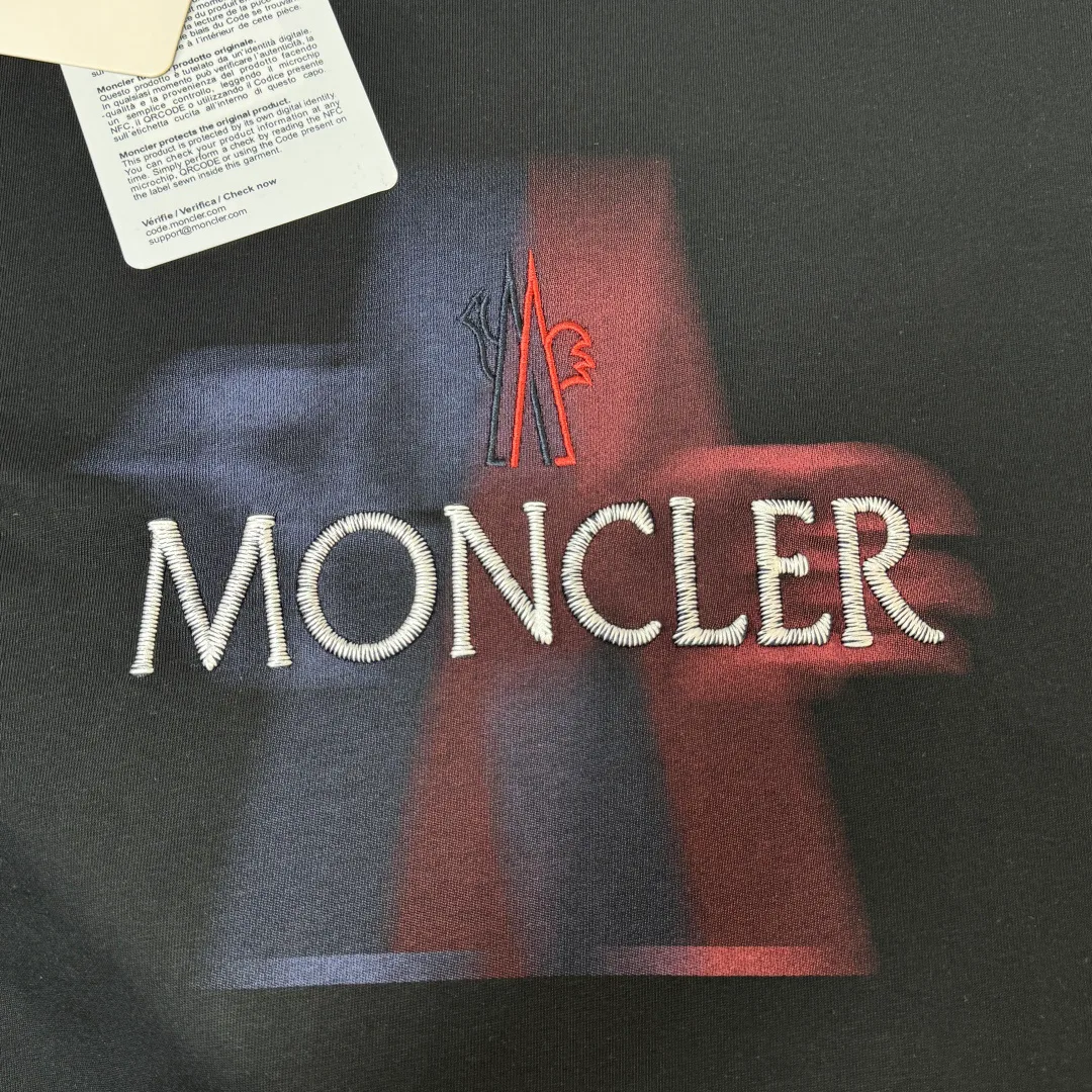 Футболки Женские Moncler 11034772