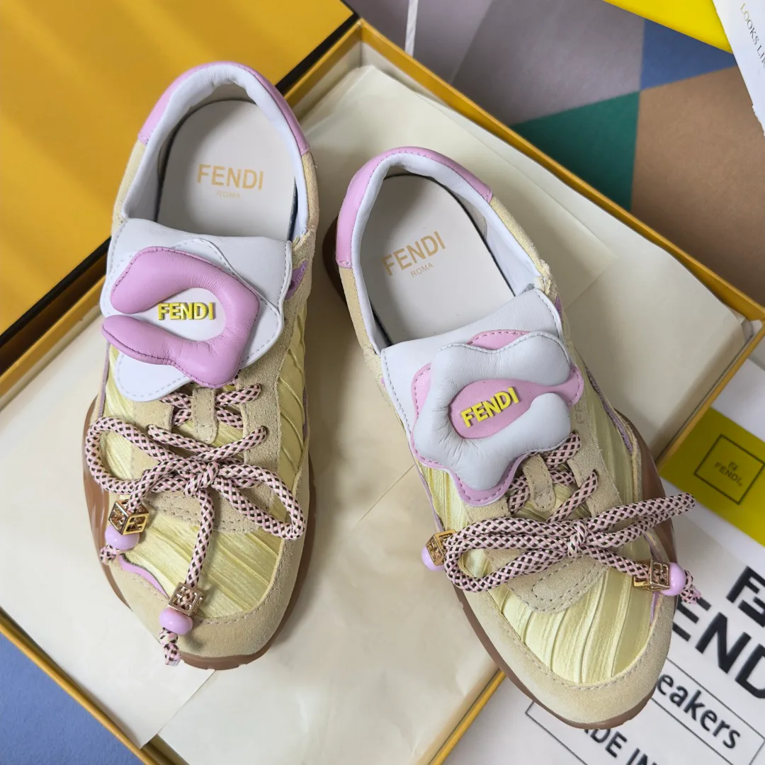 Кроссовки Женские Fendi 11687184