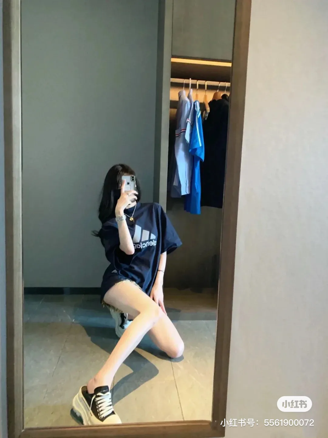 Футболки Женские Balenciaga 18190949