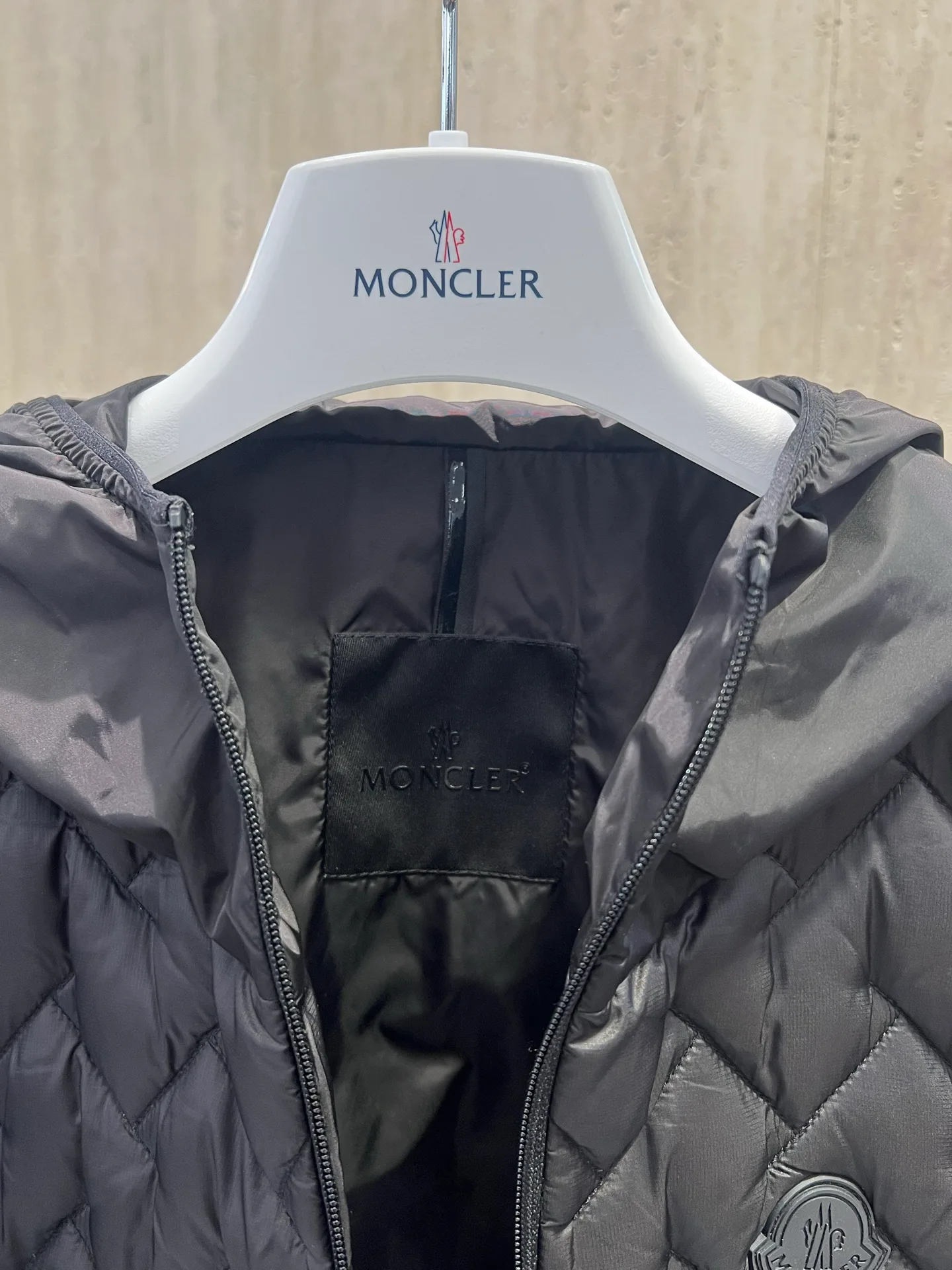 Куртки И Пуховики Мужские Moncler 18231209