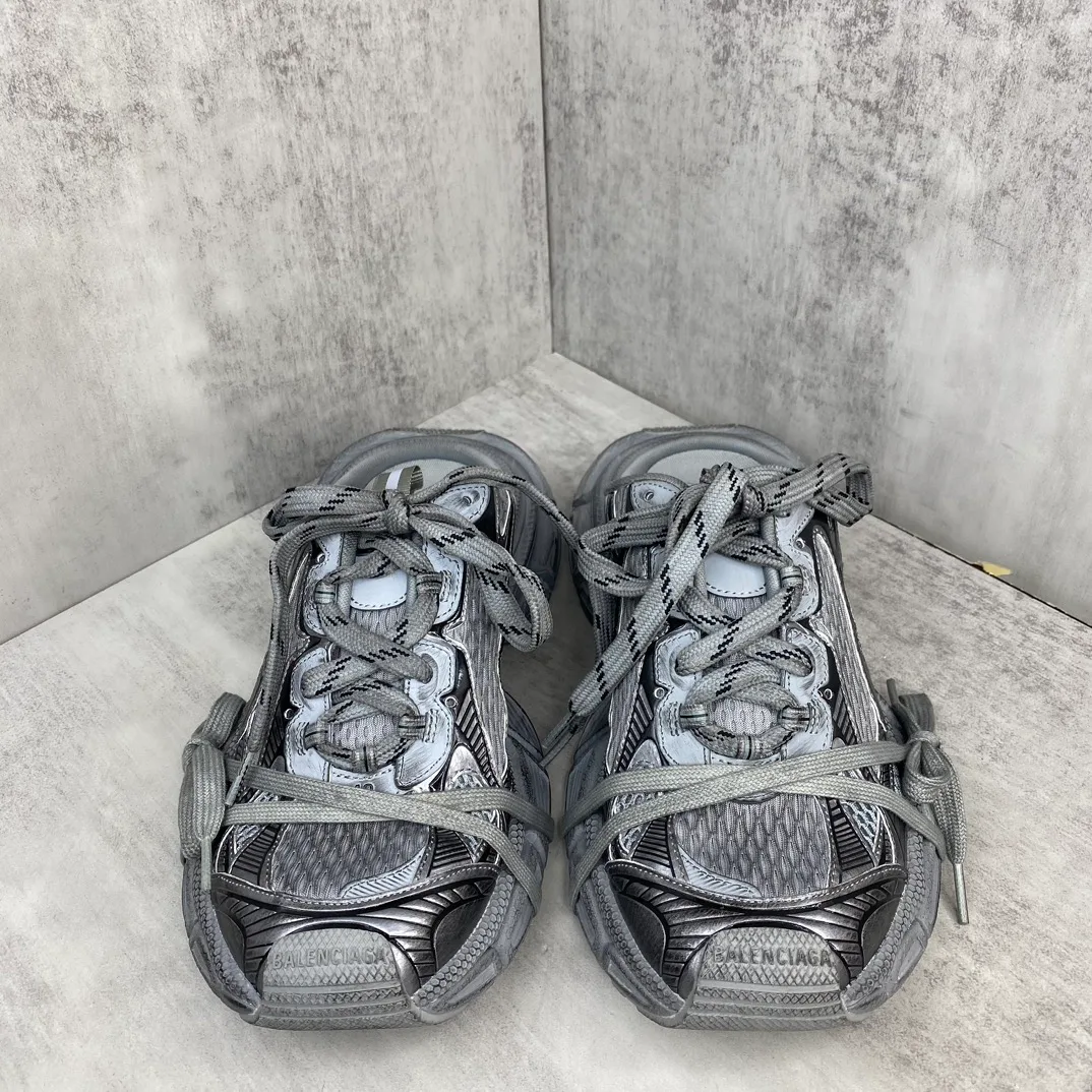Кроссовки Женские Balenciaga 11705495