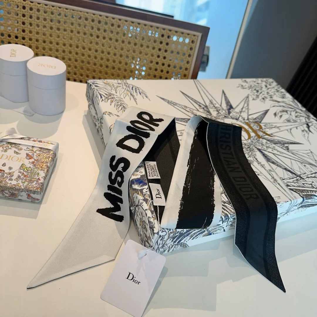 Платки Christian Dior 11055442