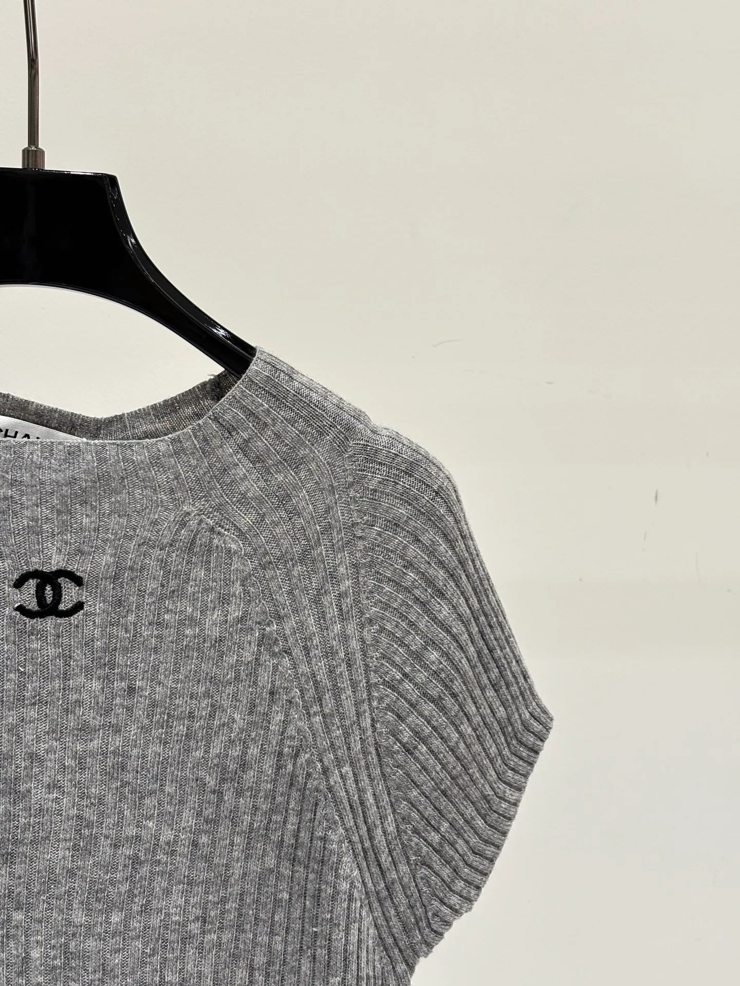 Футболки Женские Chanel 17612136
