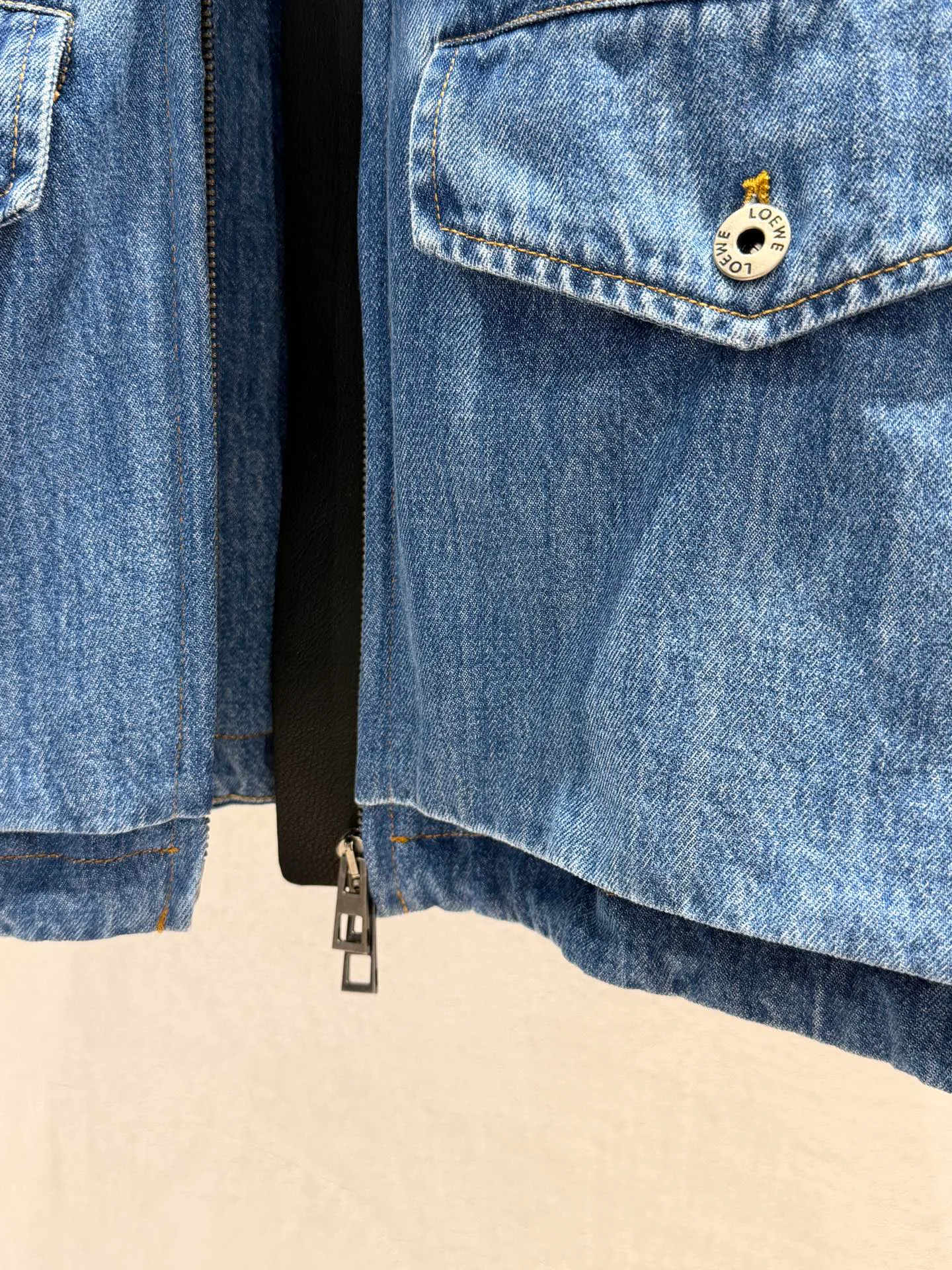 Куртки И Пуховики Женские Loewe 18032165