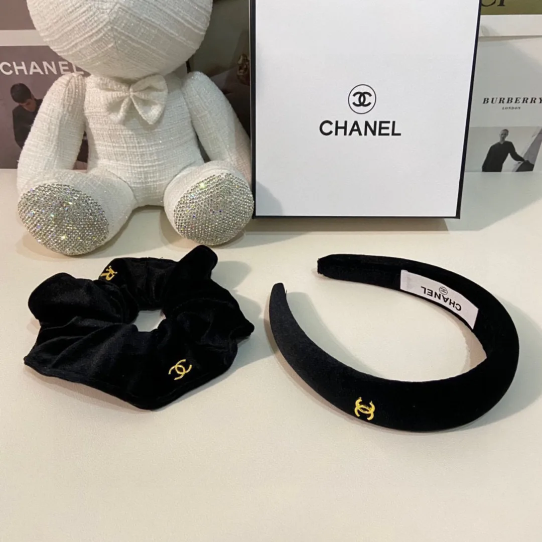 Головные Уборы Chanel 11469198