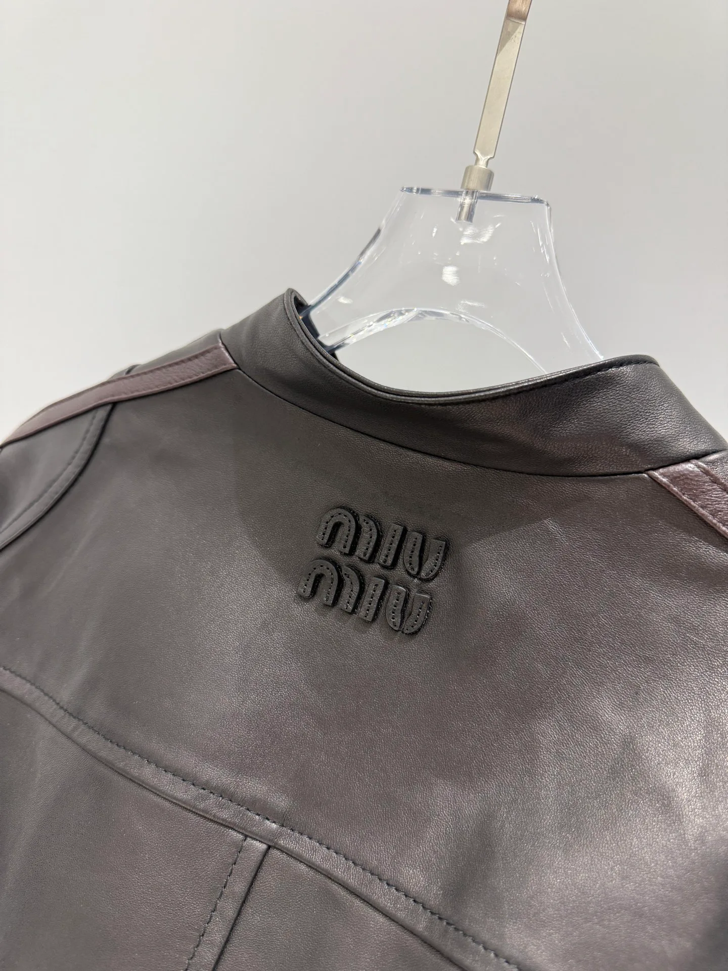 Кожаные Куртки И Дублёнки Женские Miu Miu 11700514