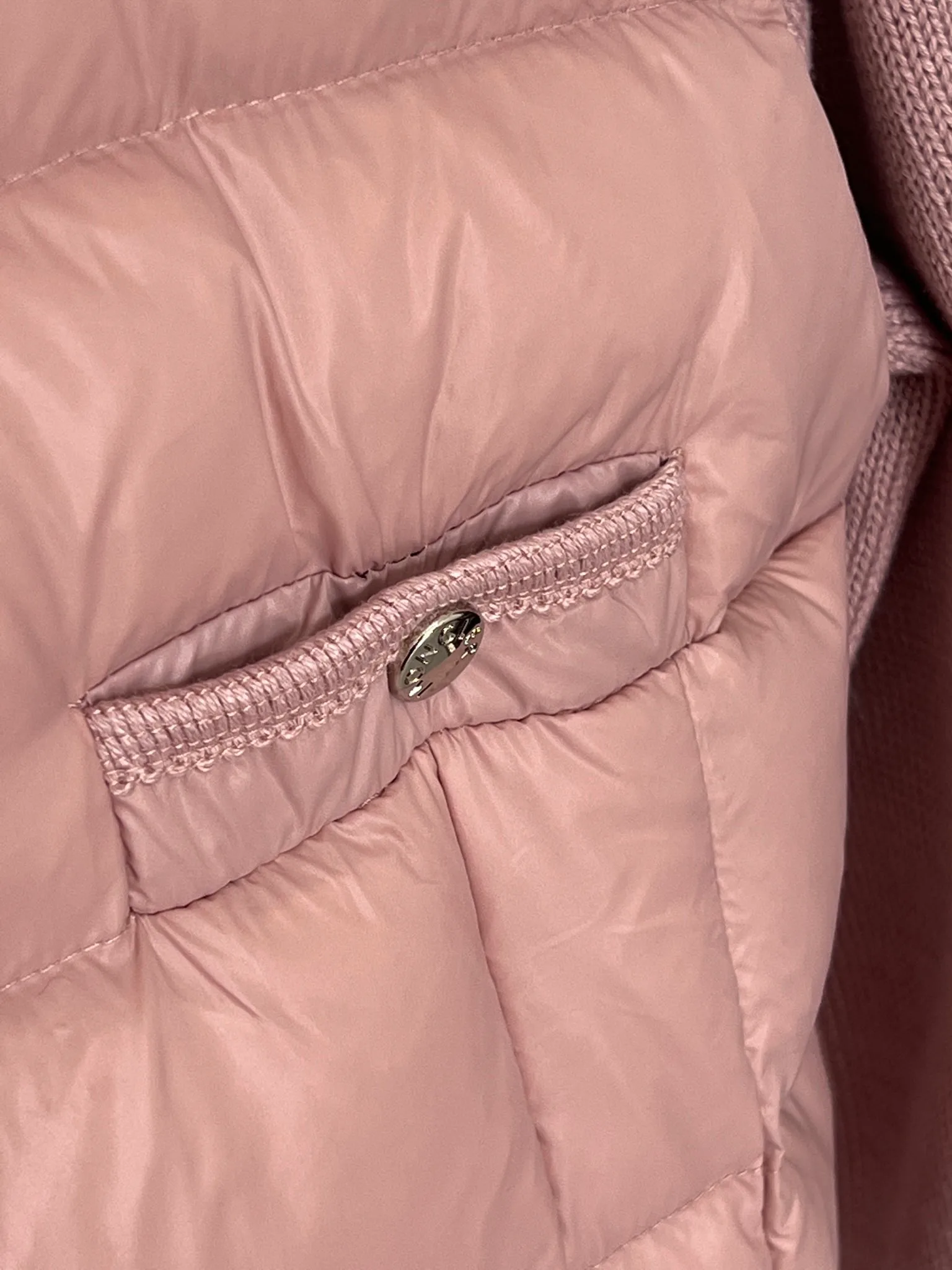 Куртки И Пуховики Женские Moncler 18416146