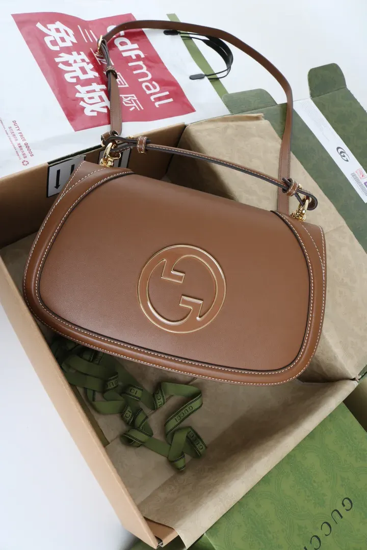 Классические Сумки Женские Gucci 2606365